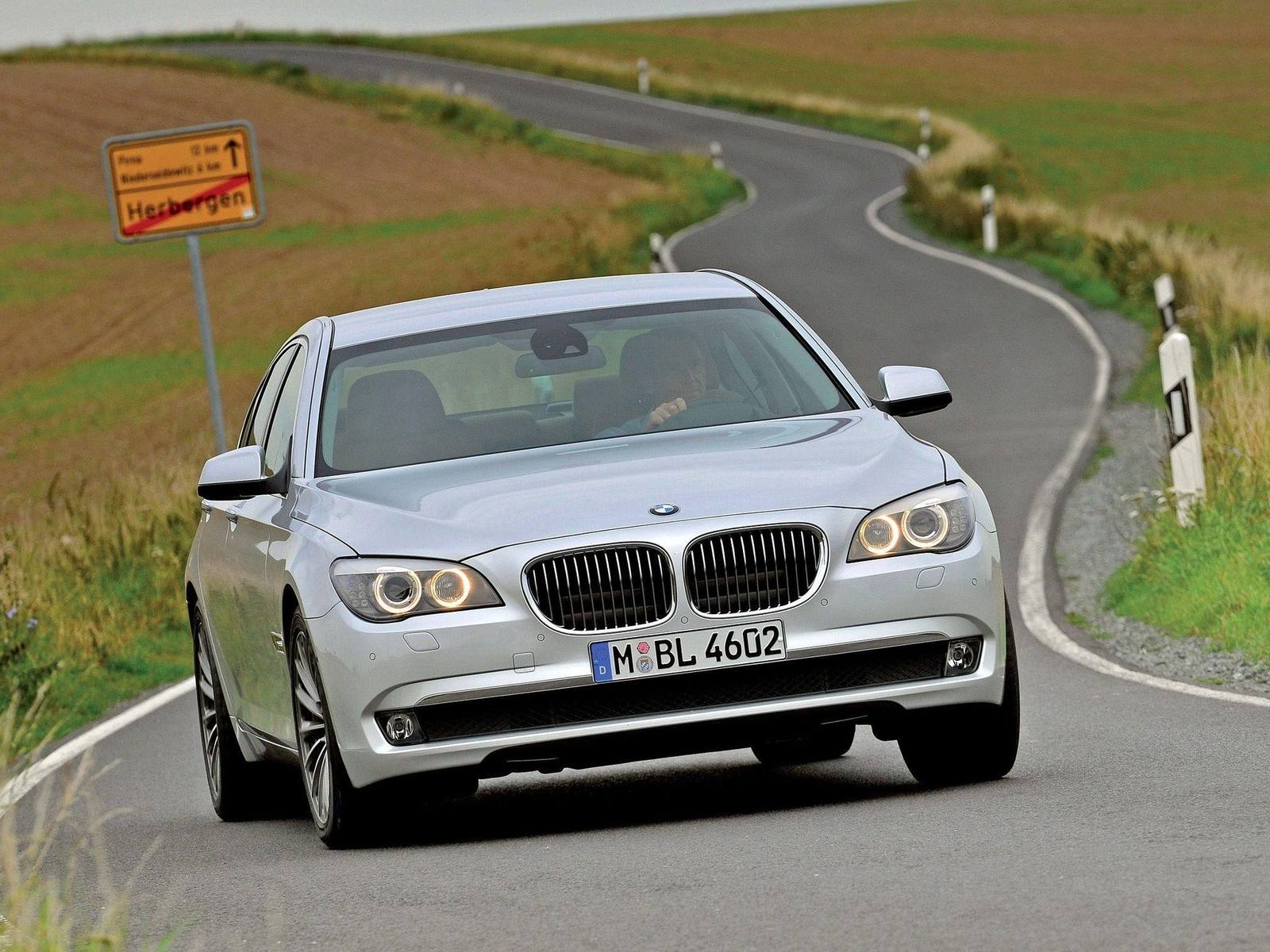 730d