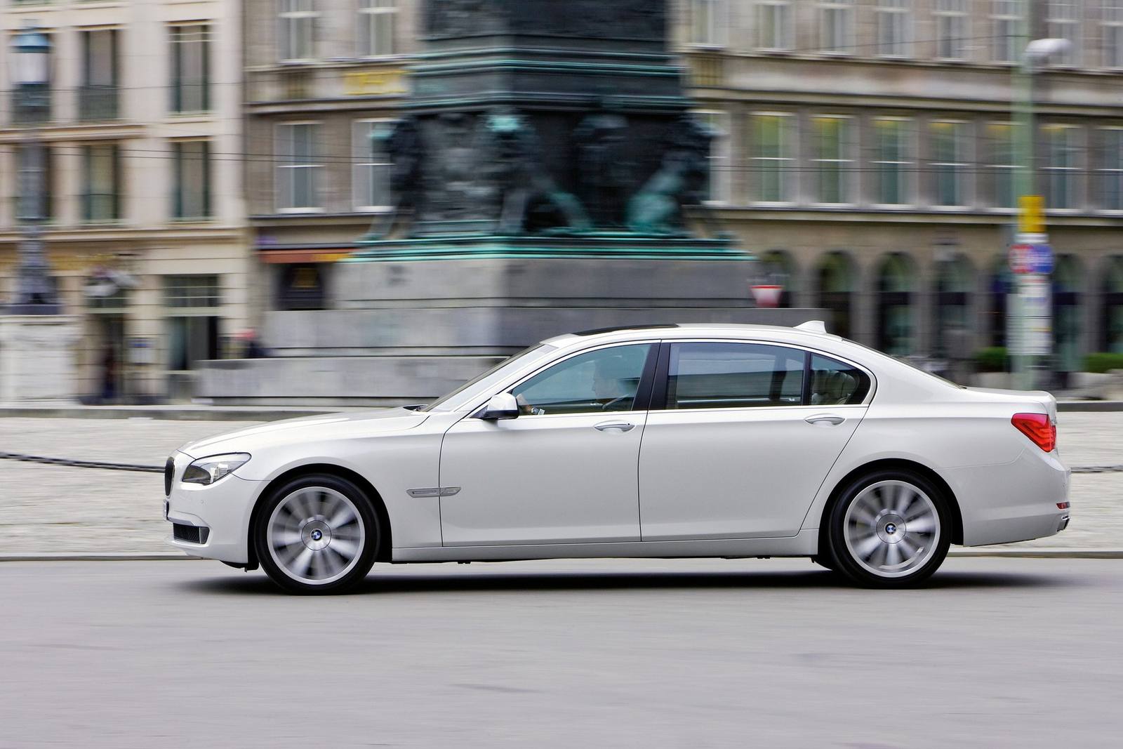 760Li