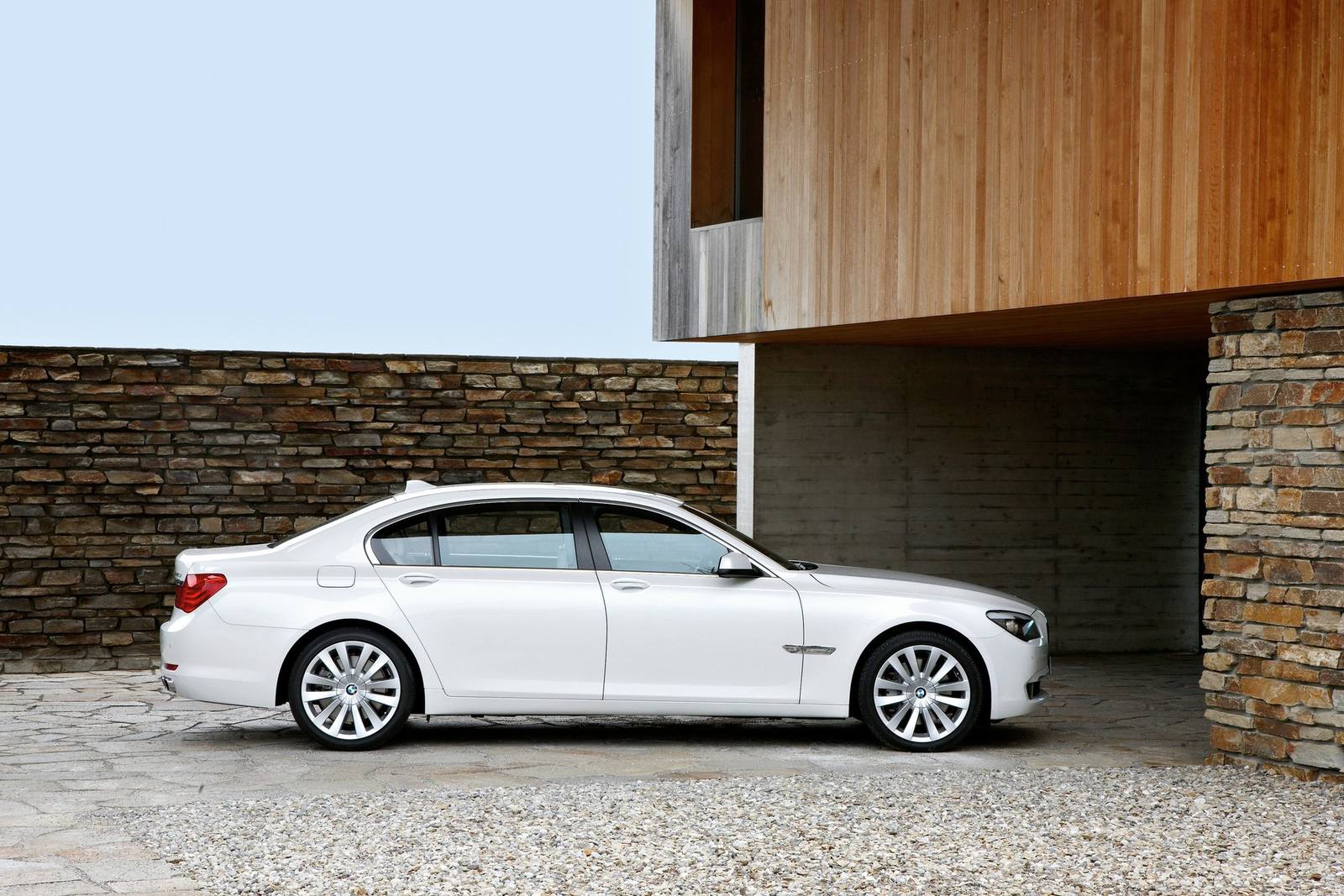 760Li