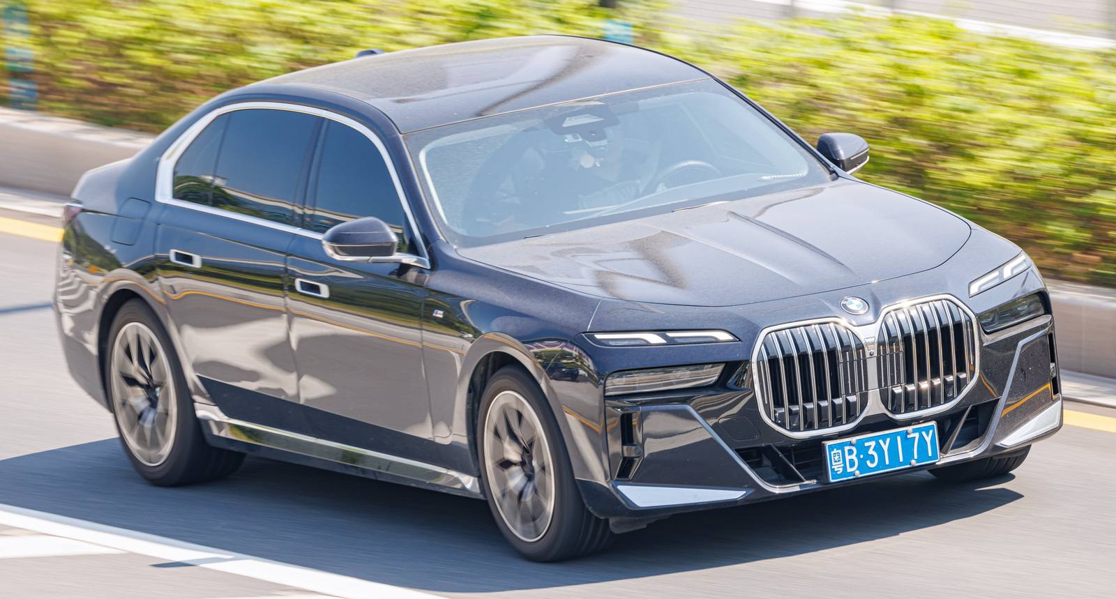 M760e xDrive