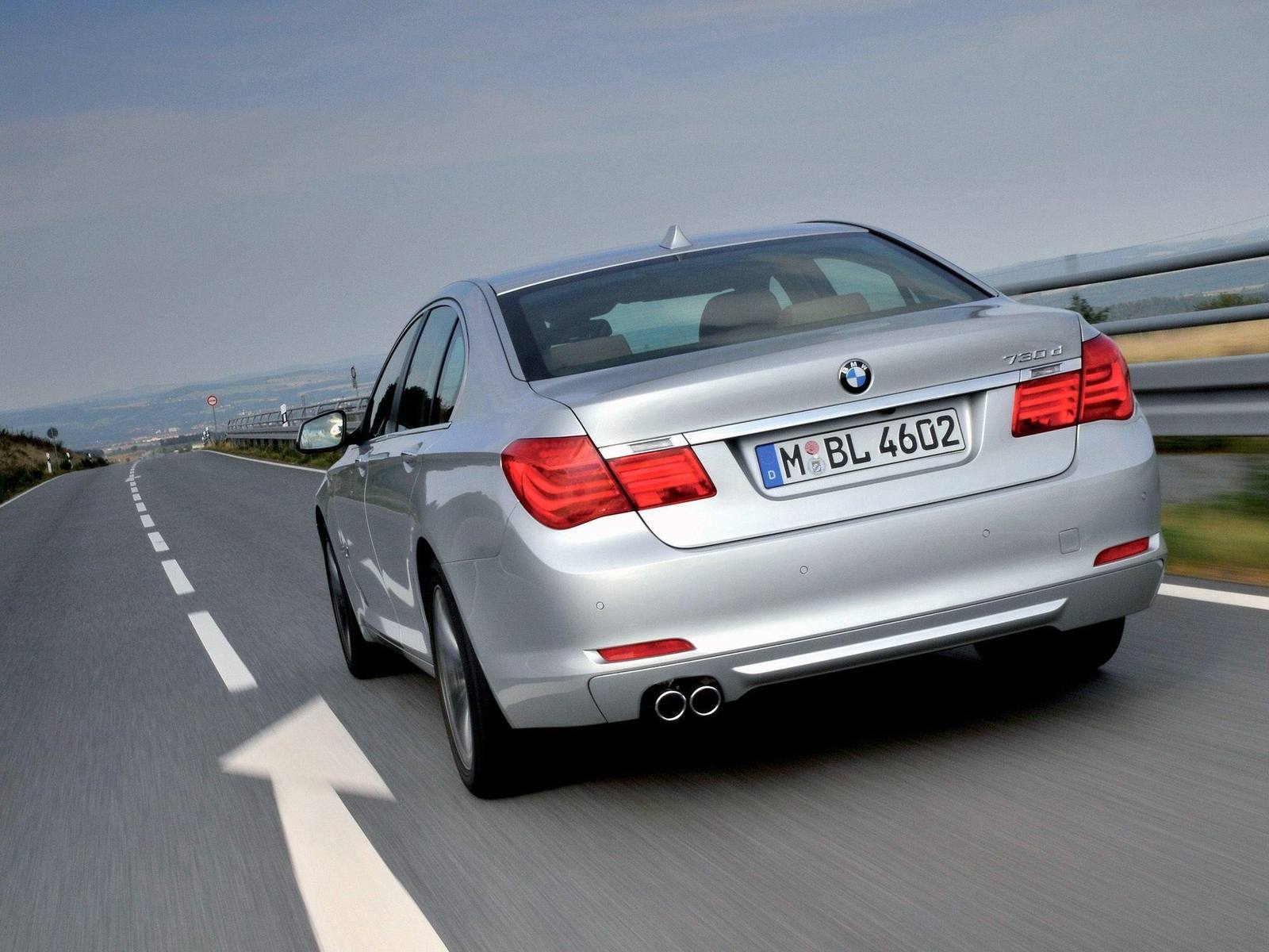 730d