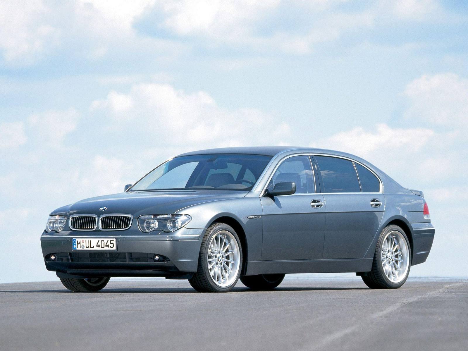 760i