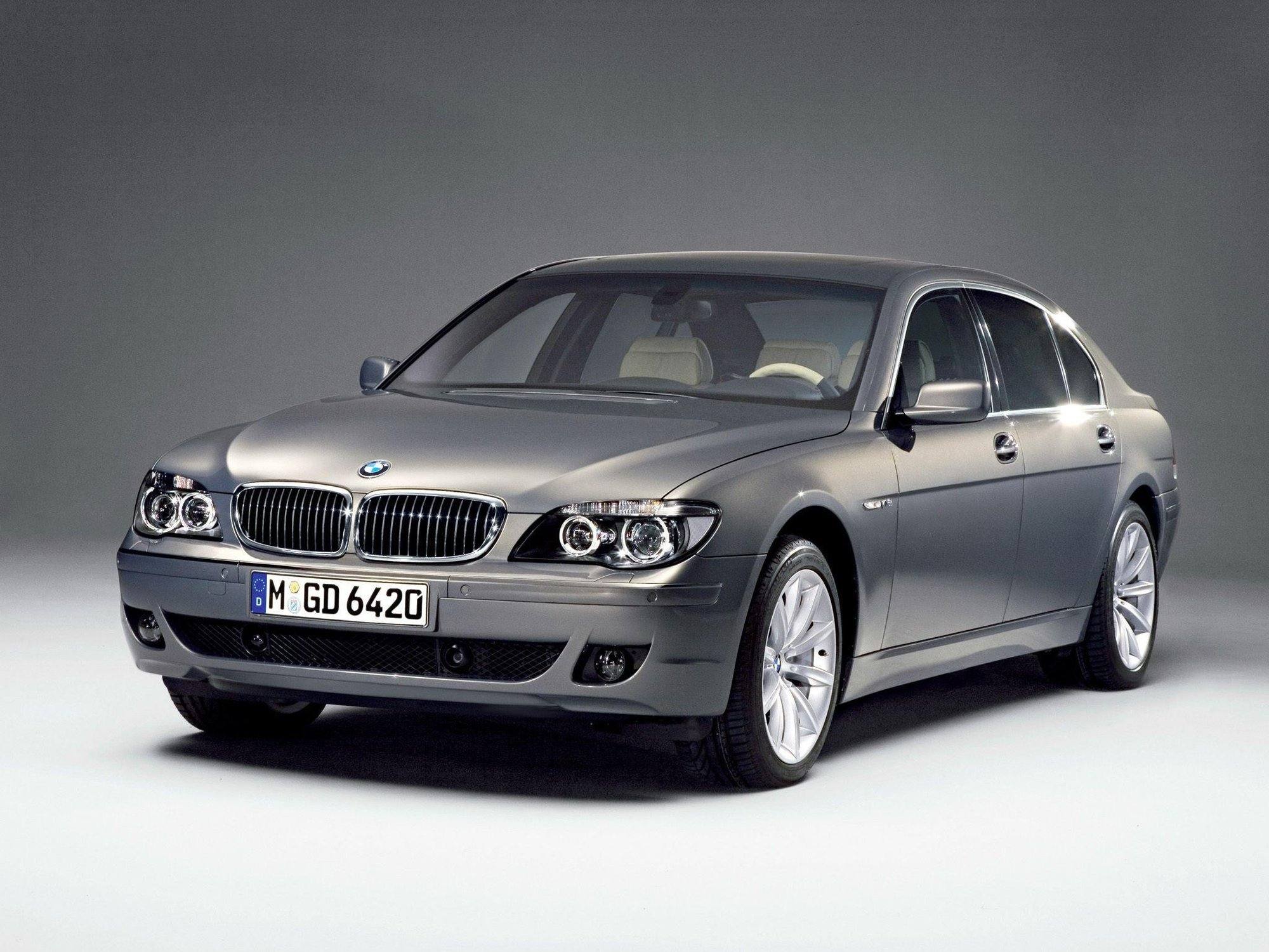 760i