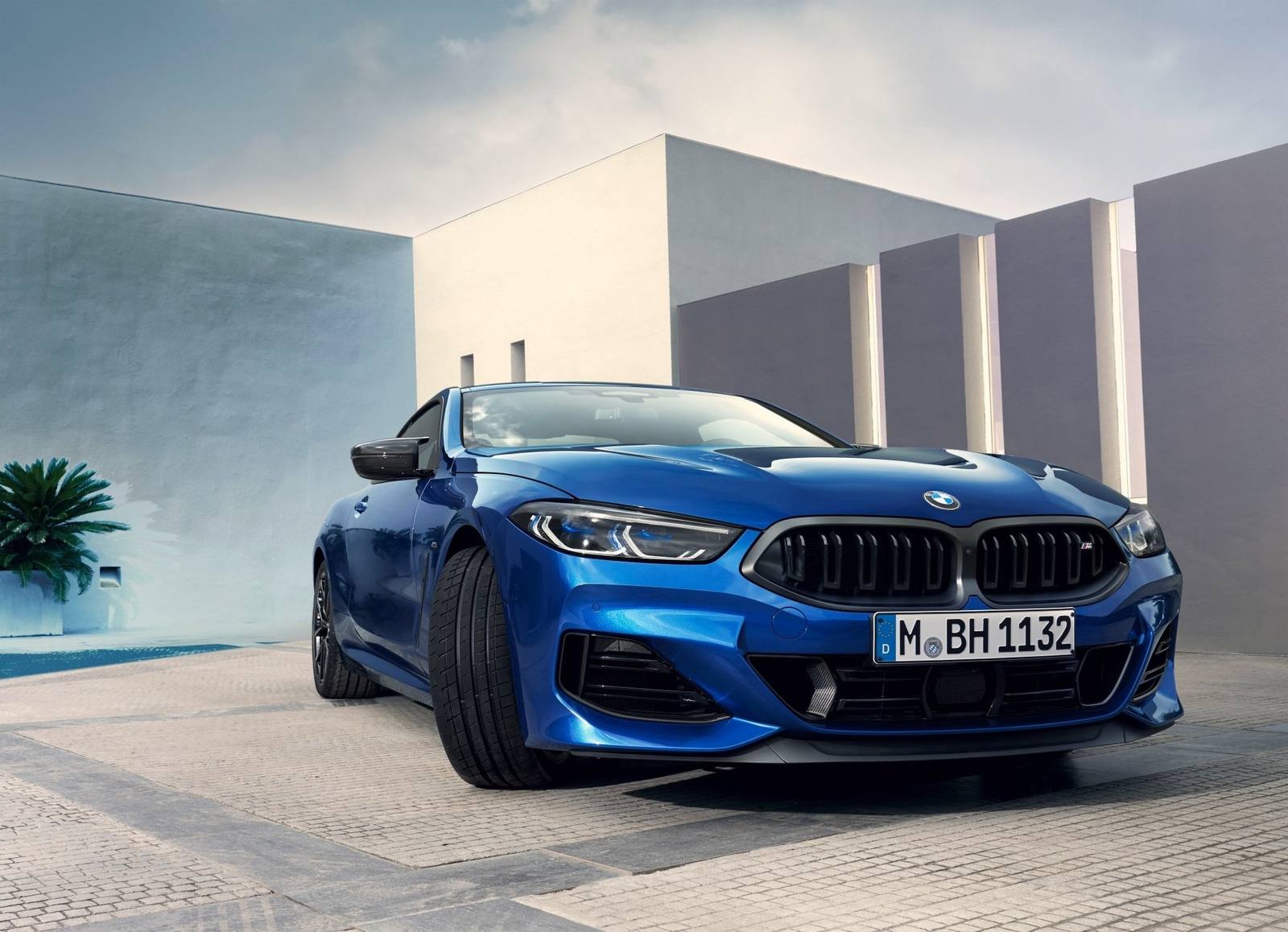 840i