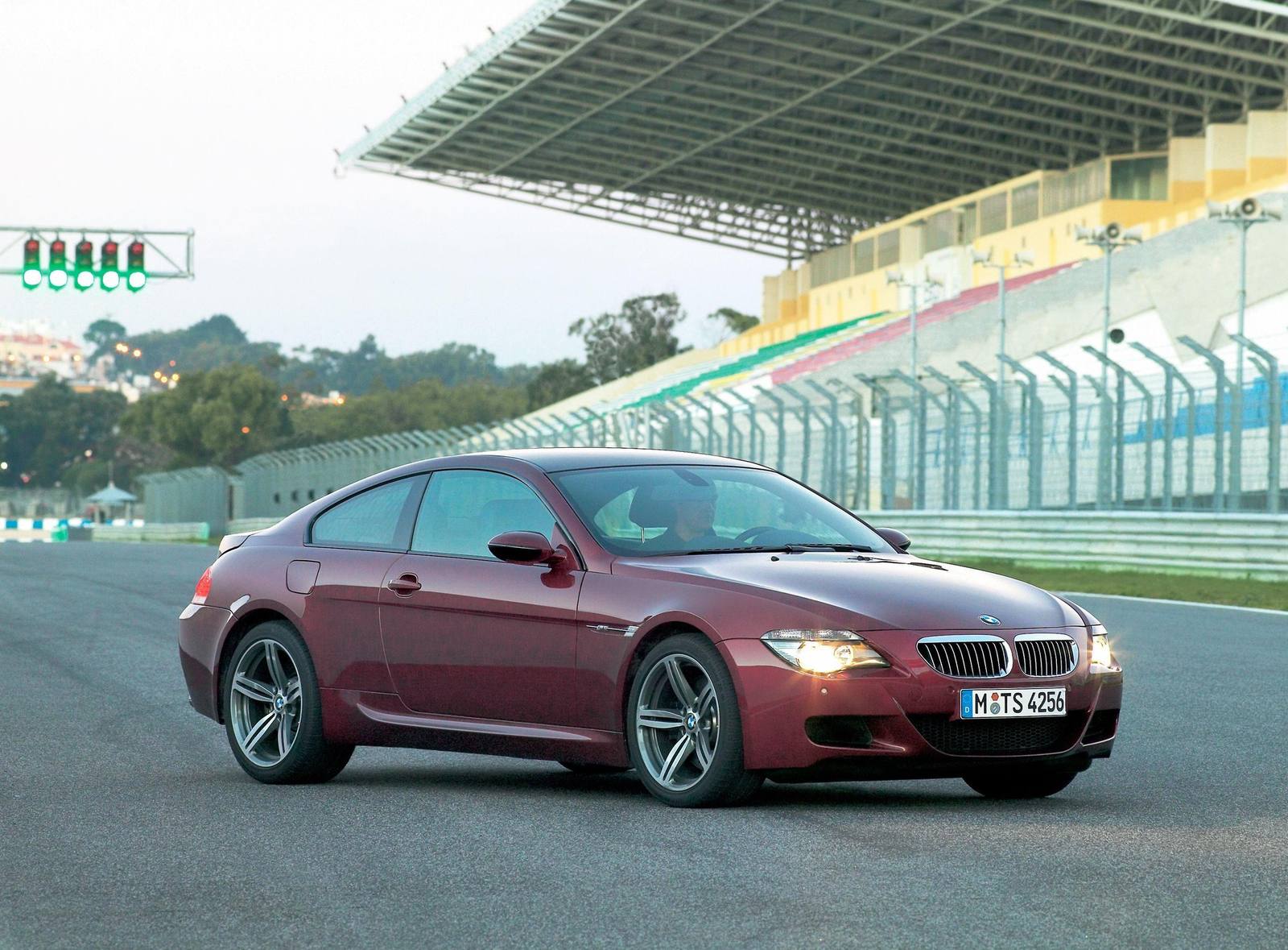 M6