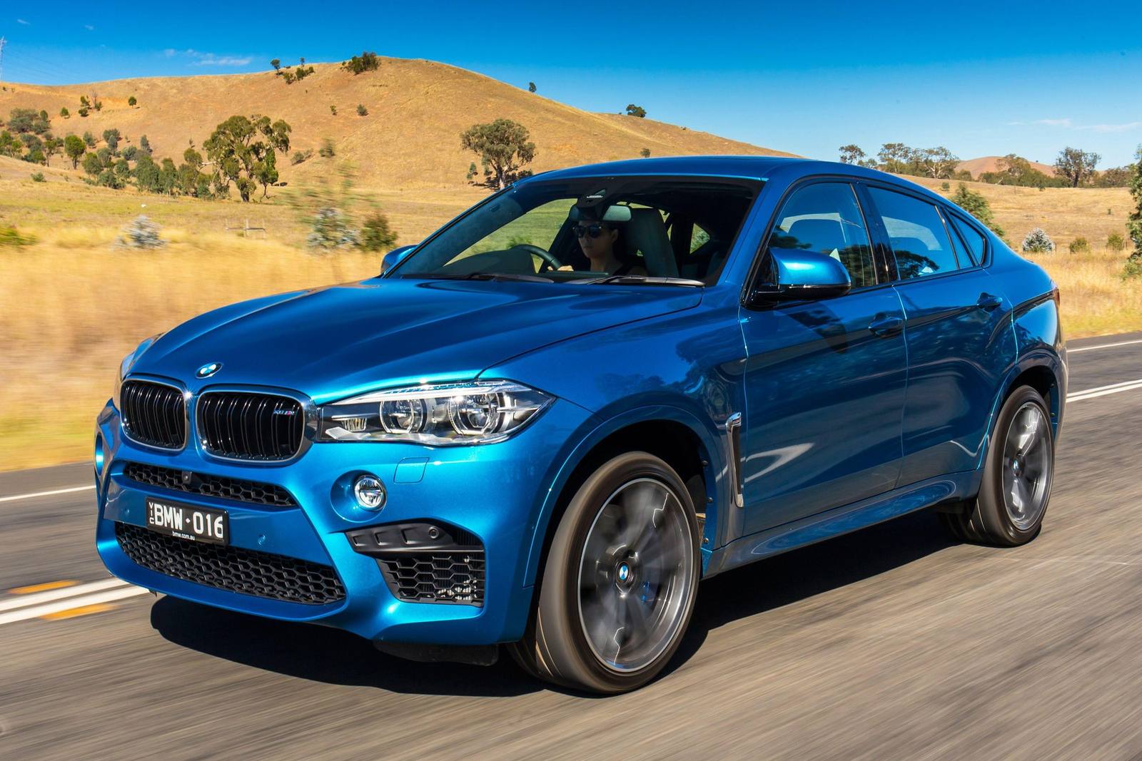 X6 M