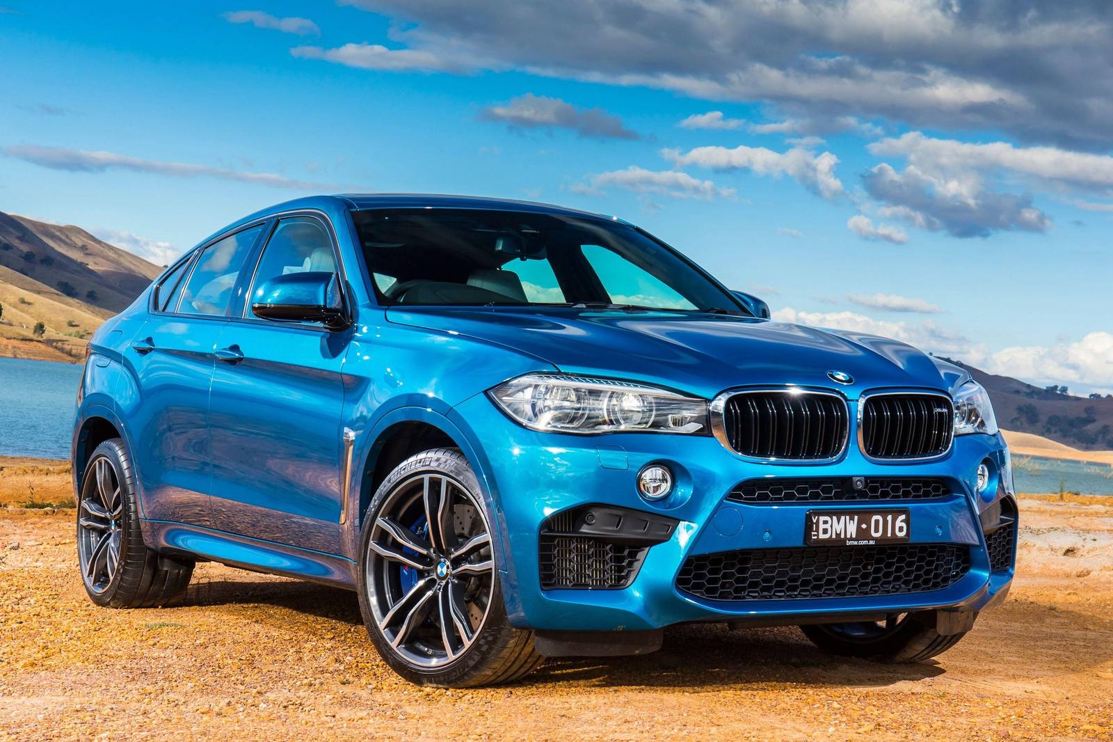 X6 M