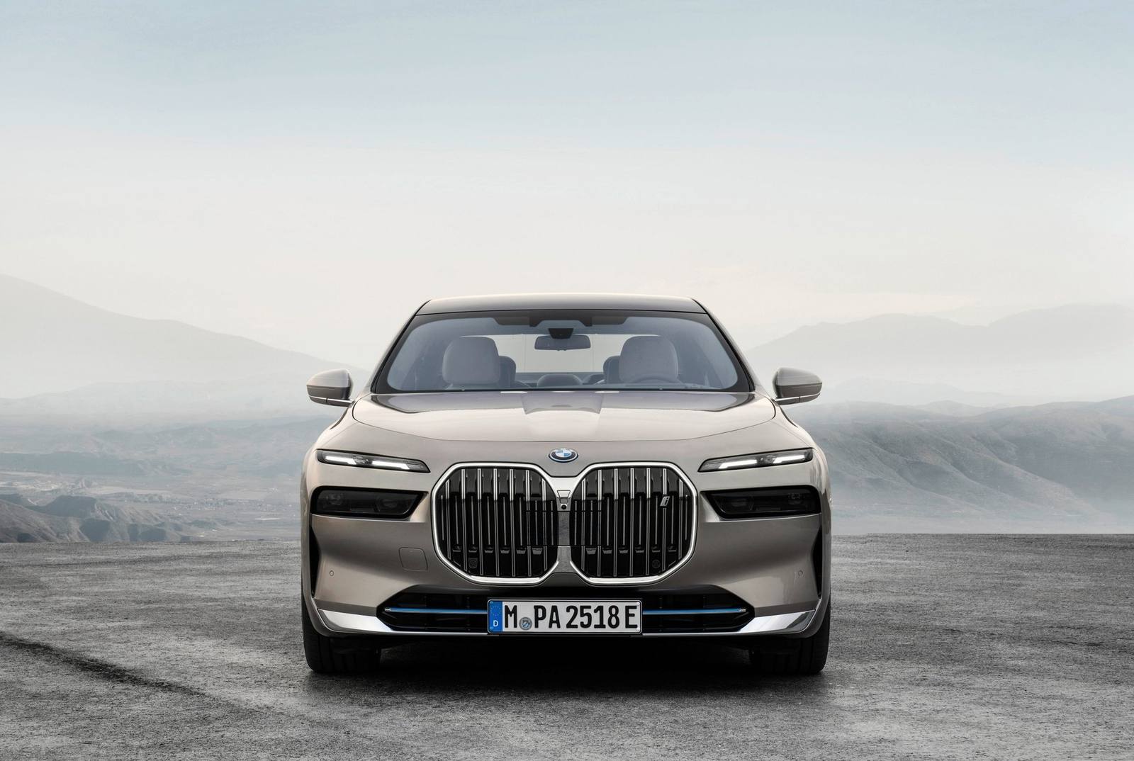xDrive60