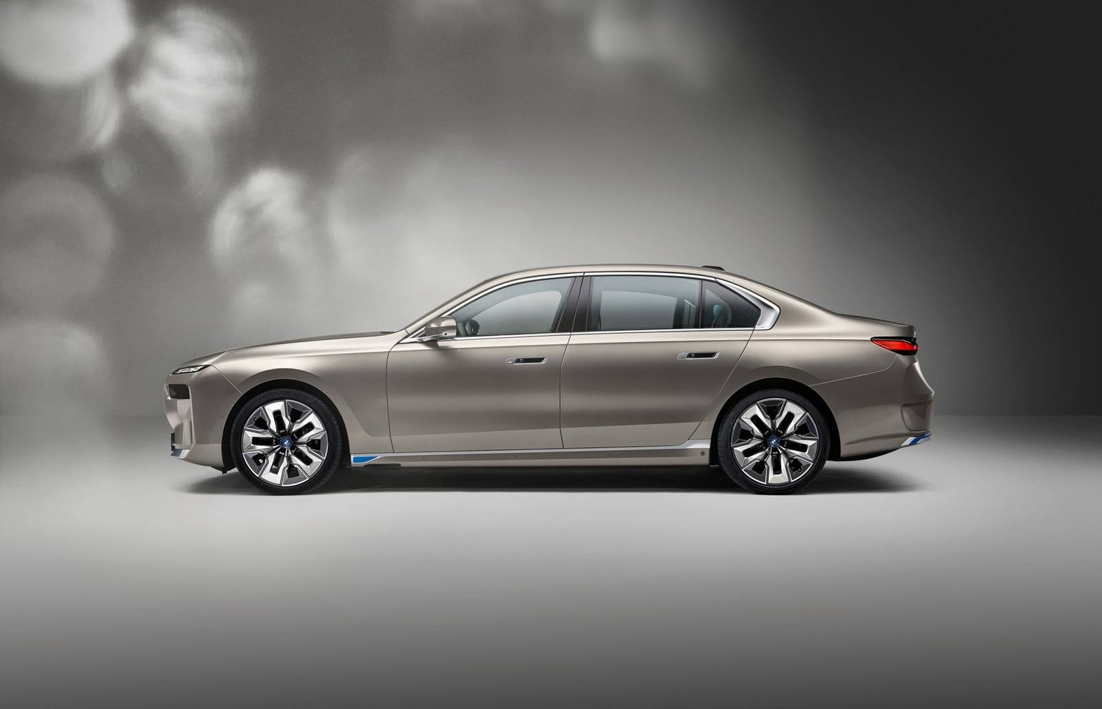 xDrive60