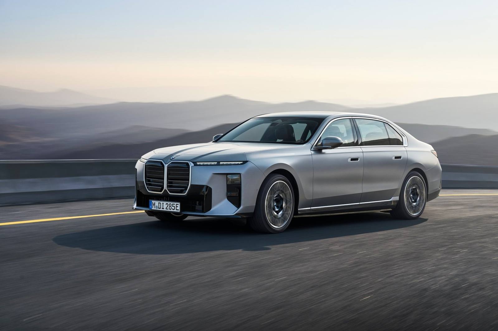 xDrive60