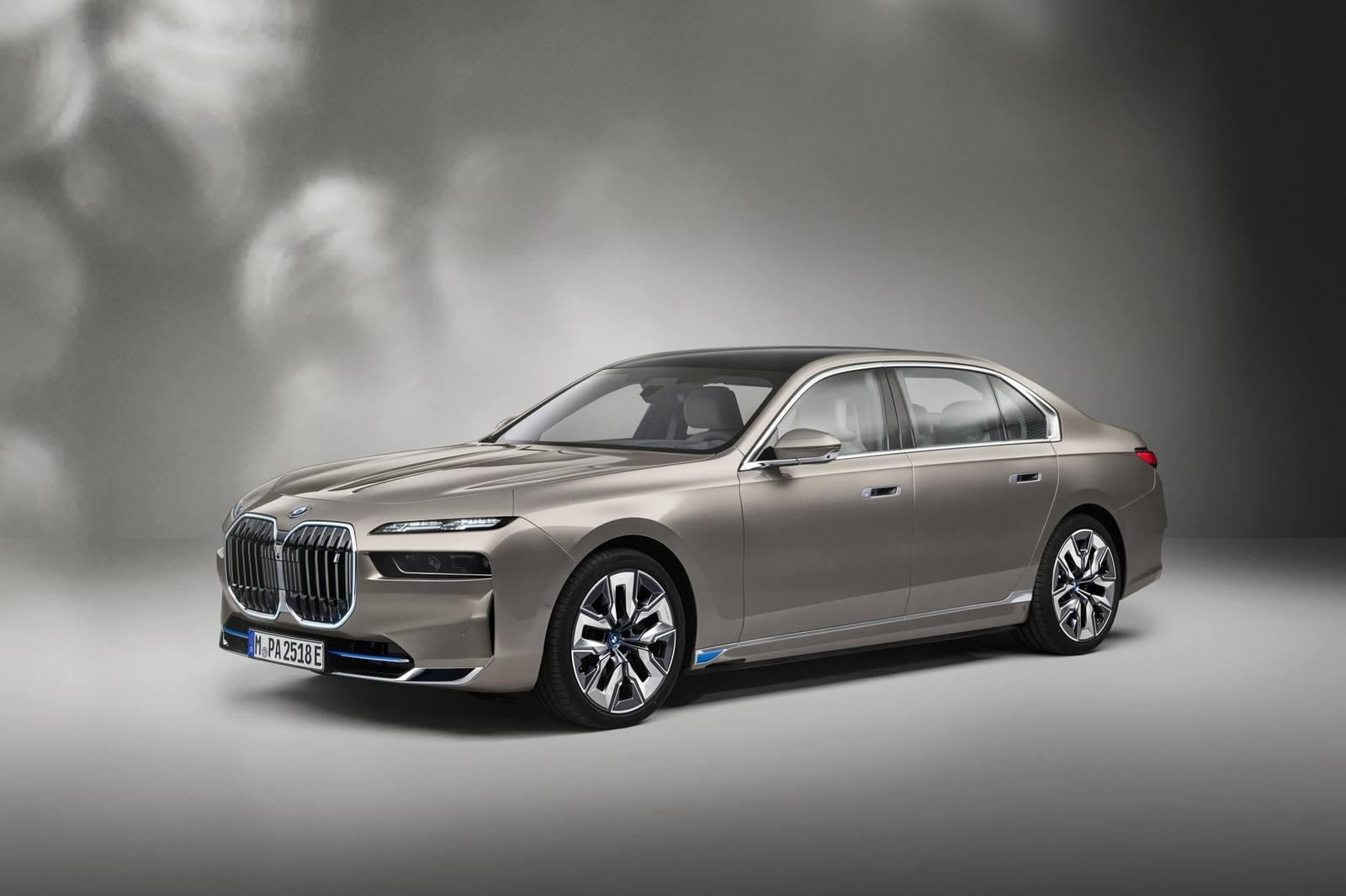 xDrive60