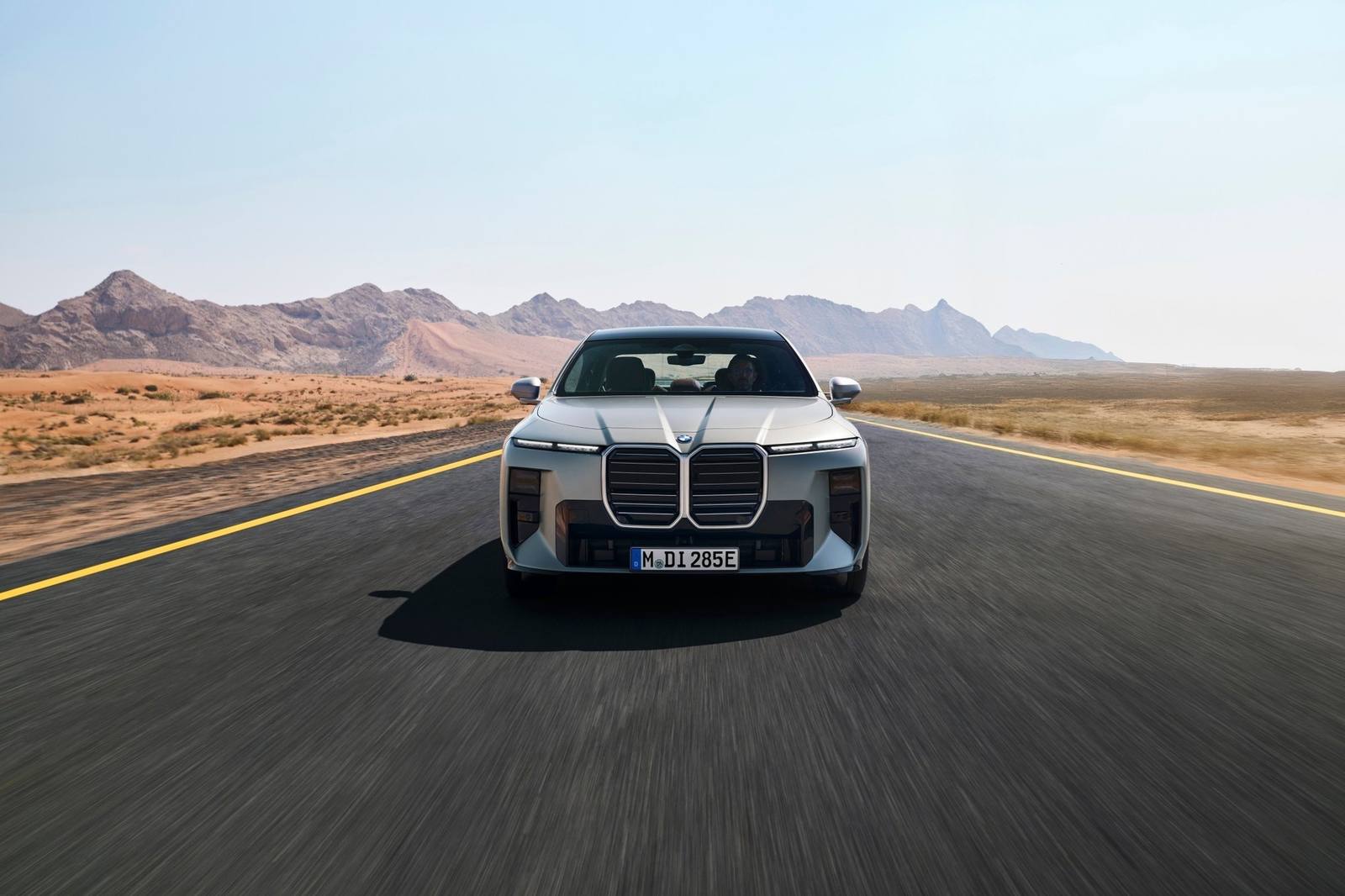 xDrive60