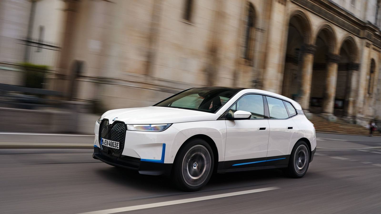 xDrive40