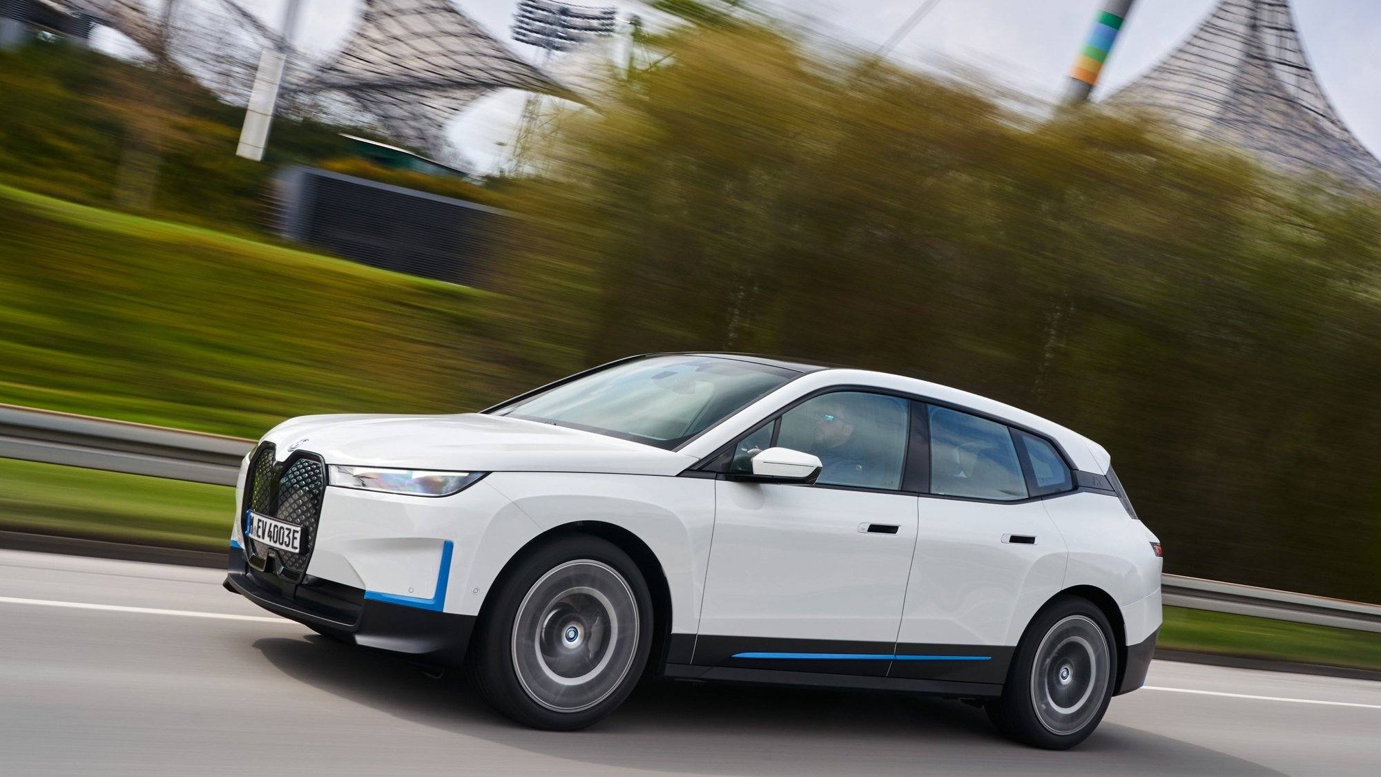 xDrive40