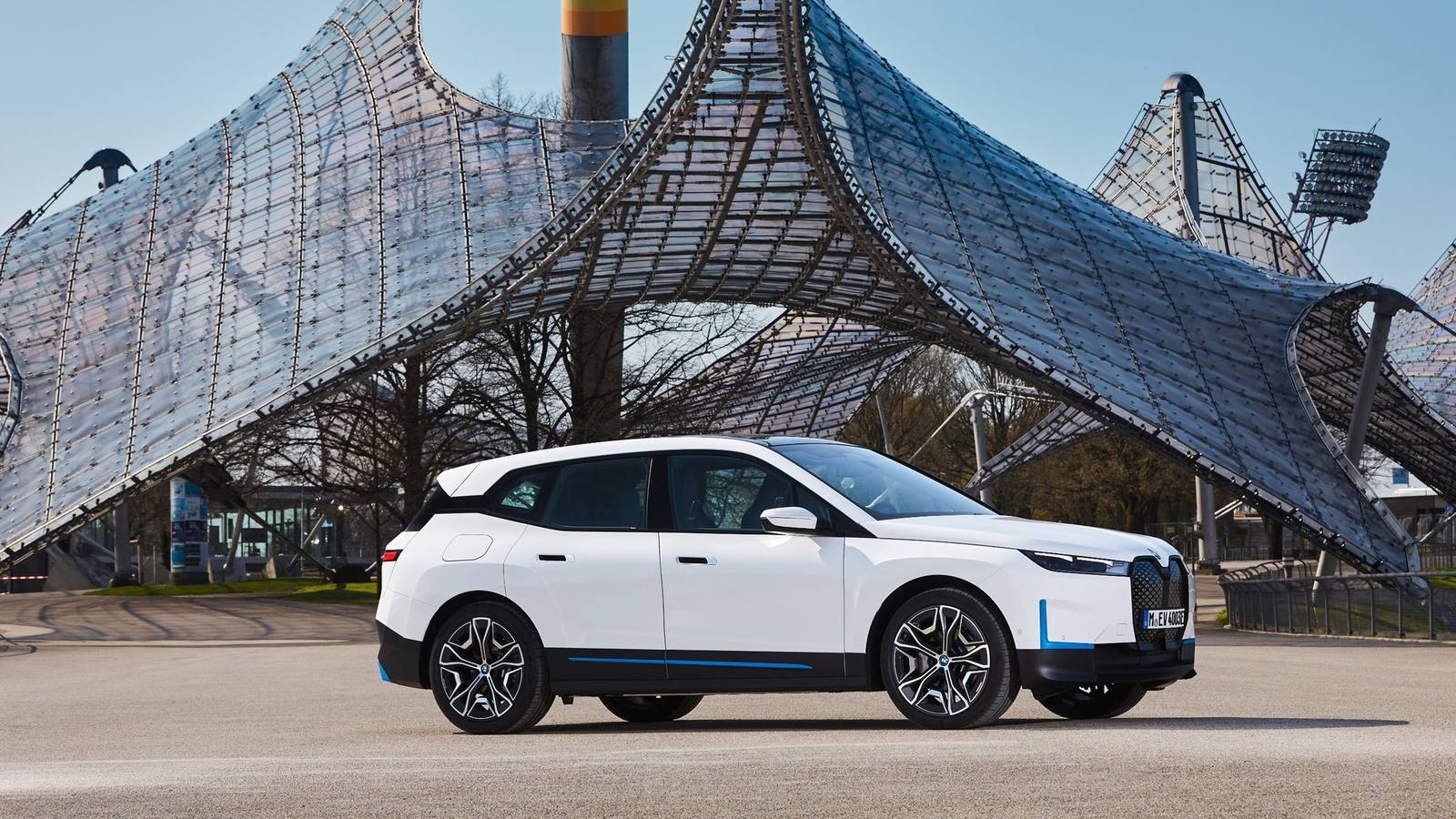 xDrive40
