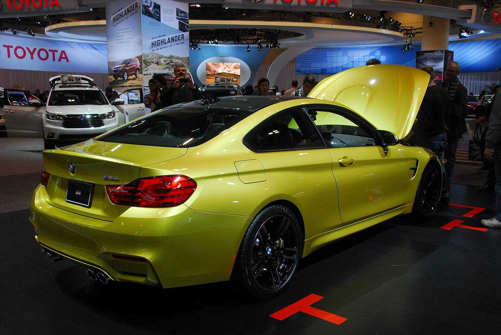 M4 Coupe Edition 100 Jahre Nürburgring