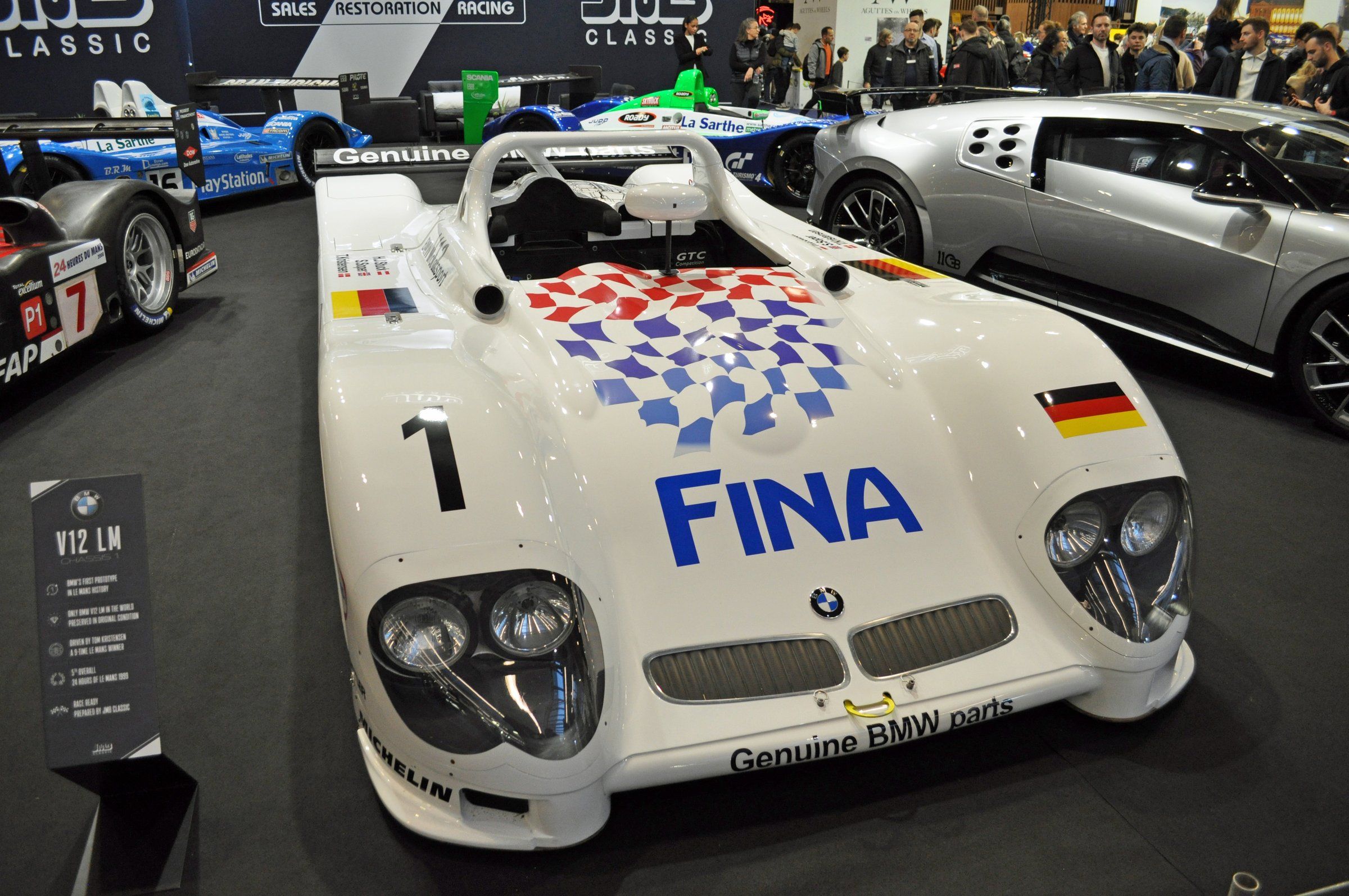 V12 LM