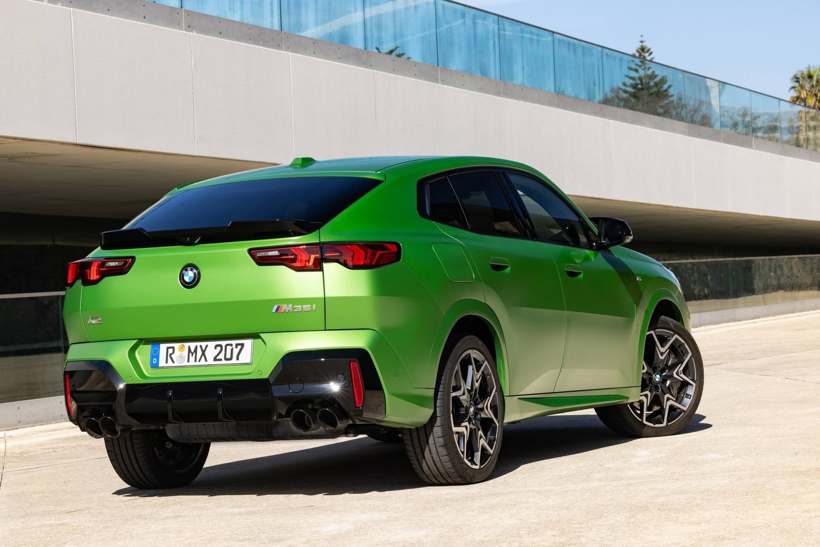 xDrive28i