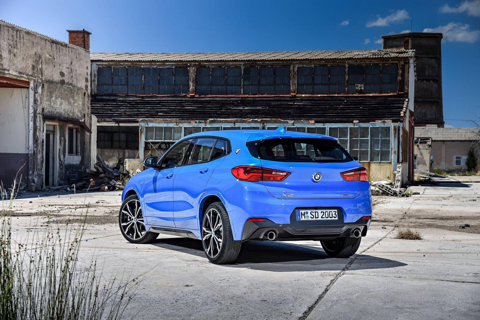 sDrive20i