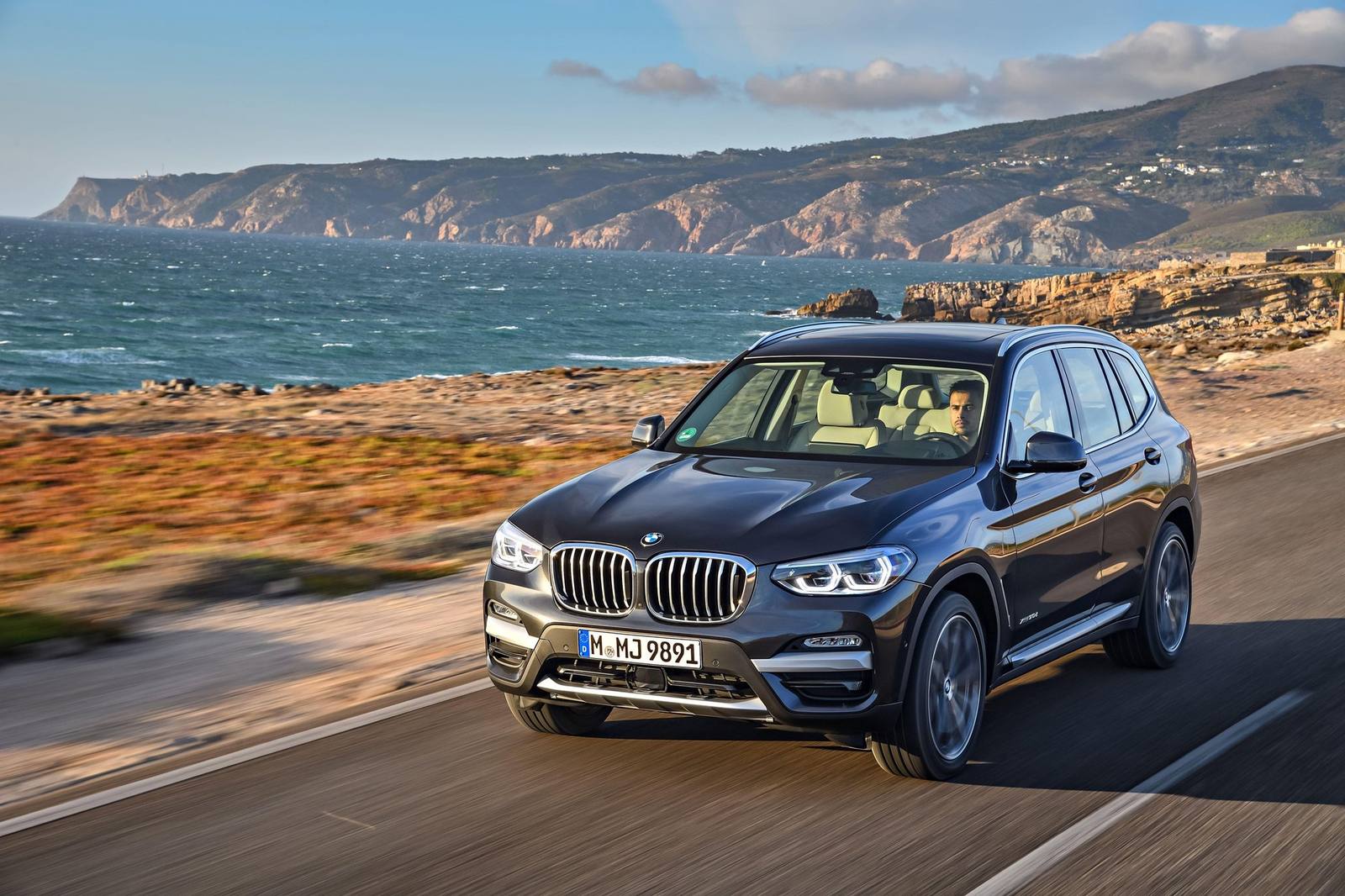 xDrive30i