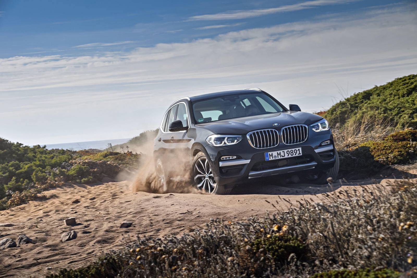 xDrive30i