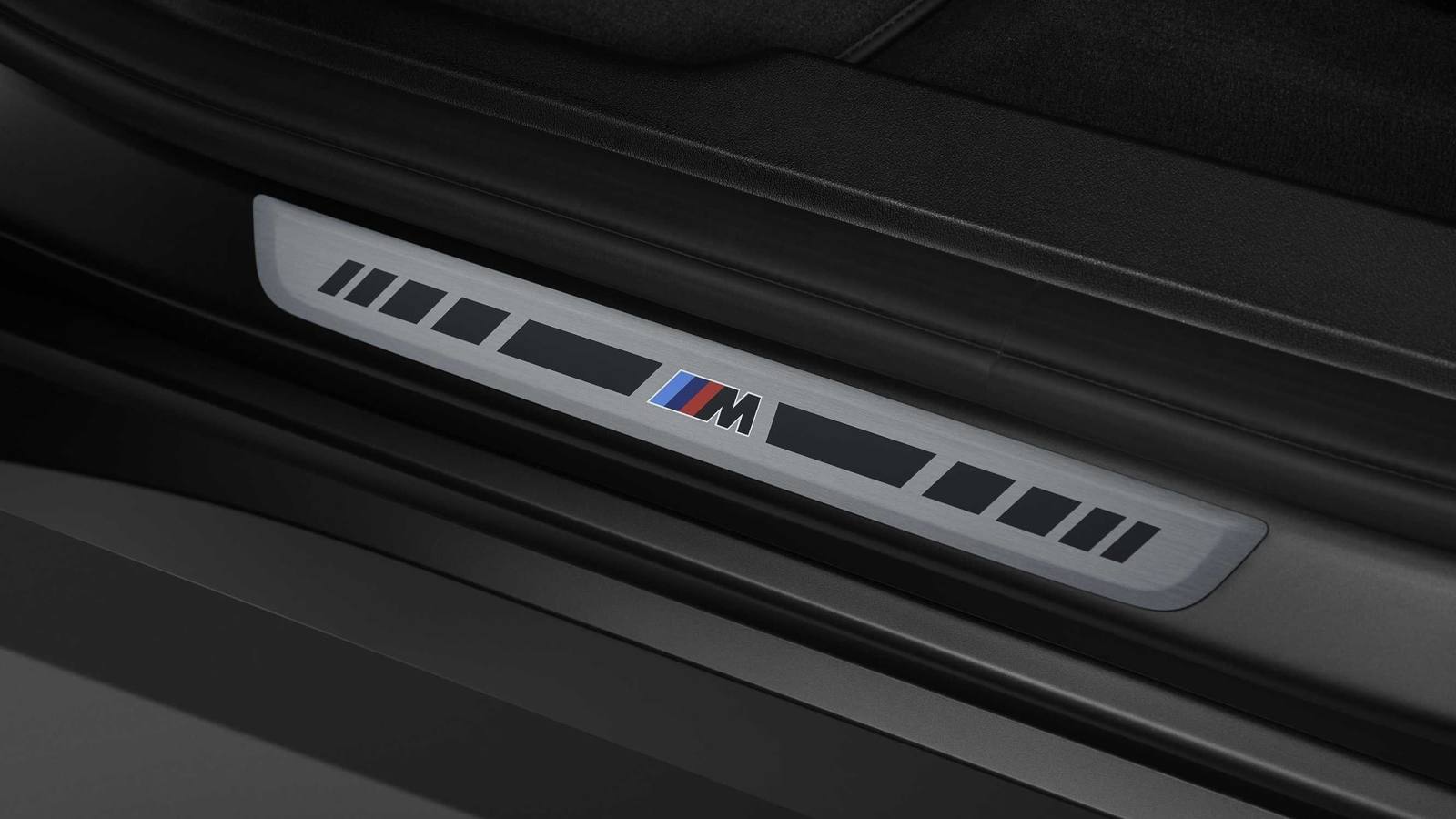 M50 xDrive (2027 update, 443 PS)
