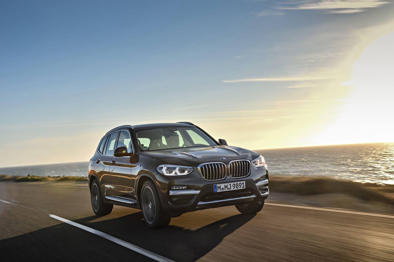 xDrive30i