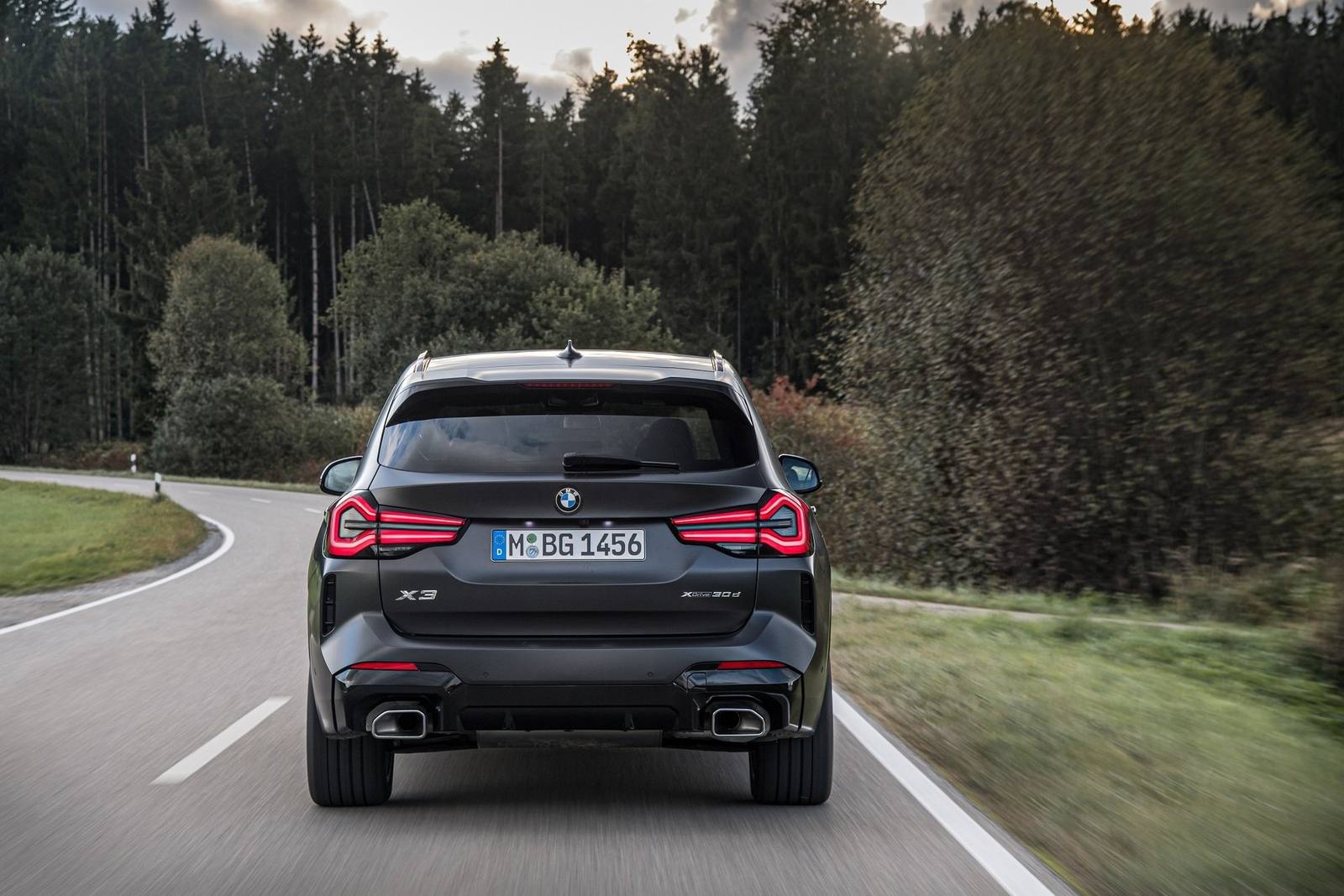 xDrive30i