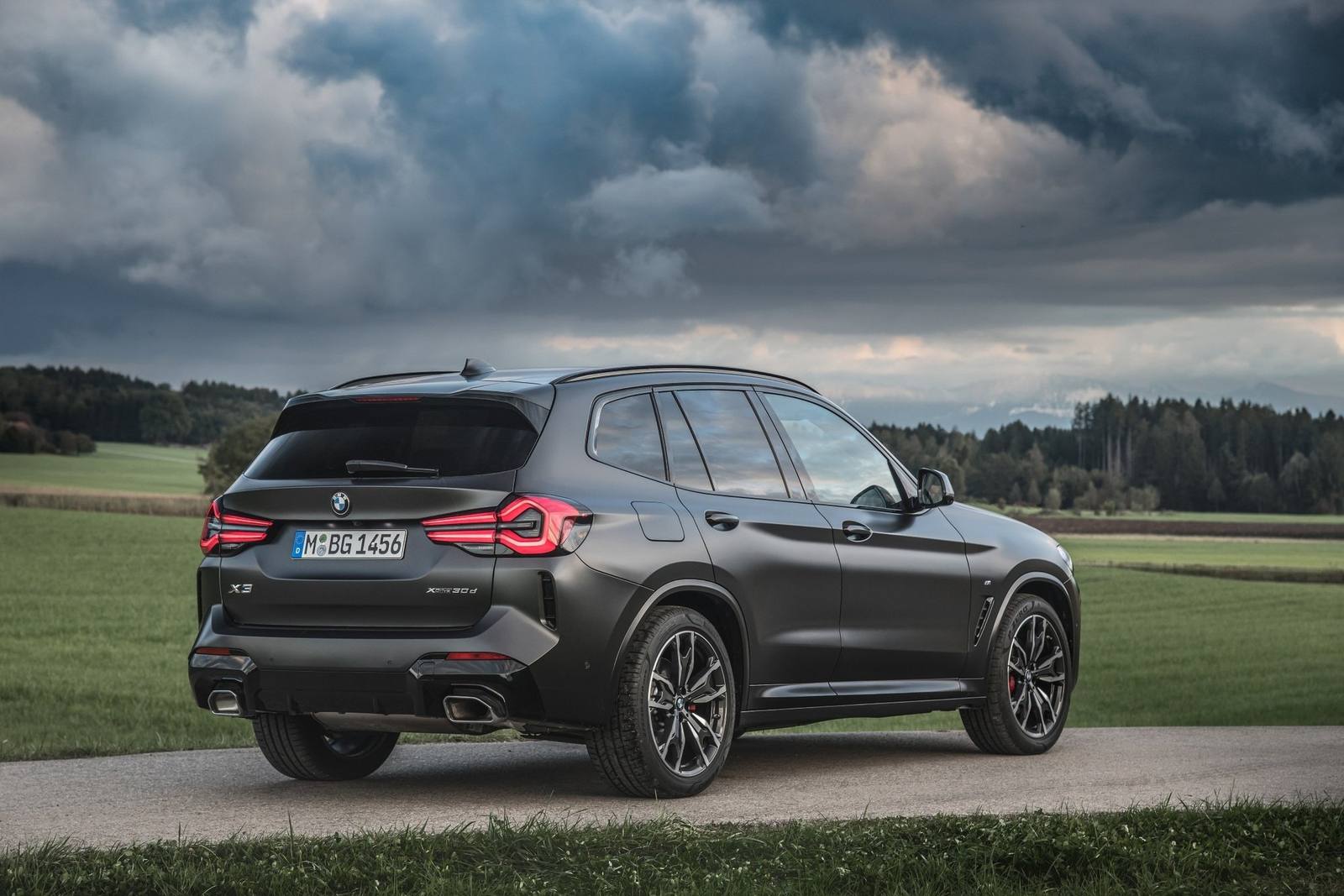 xDrive30i