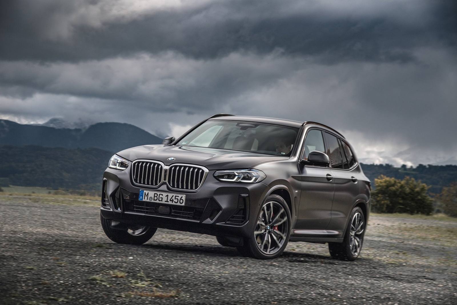 xDrive30i