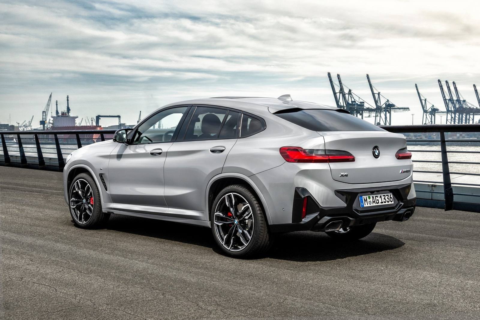 M40i