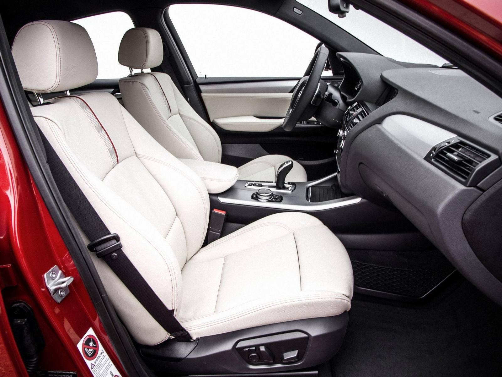 xDrive20i