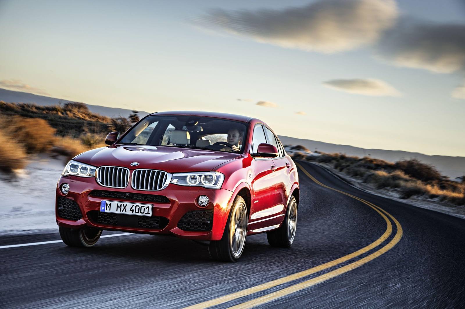 xDrive20i