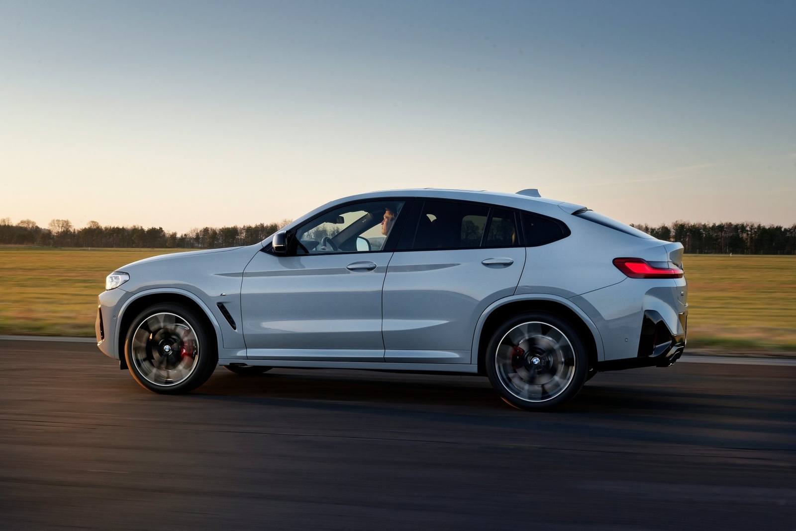 xDrive30i
