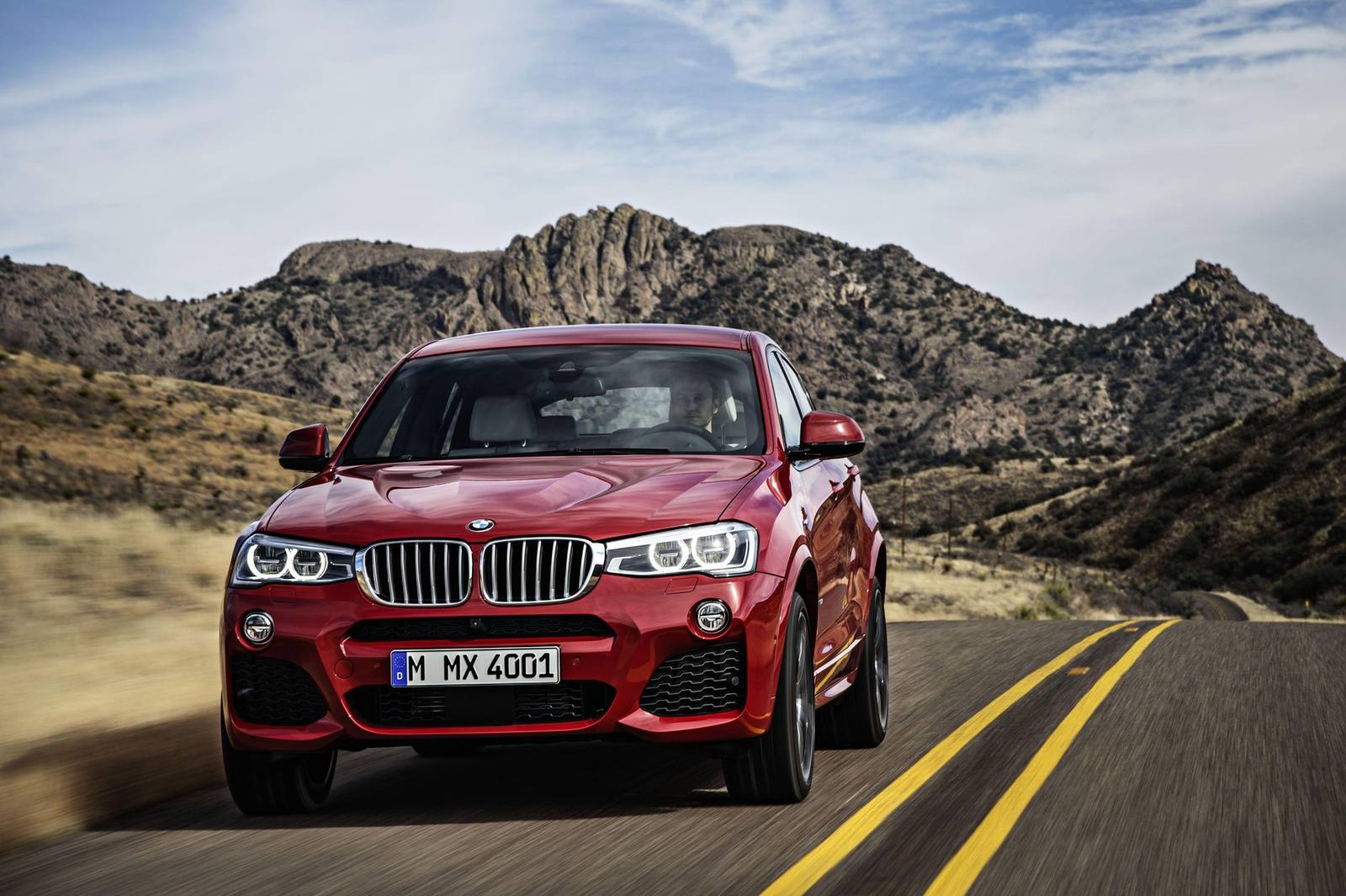 xDrive20i
