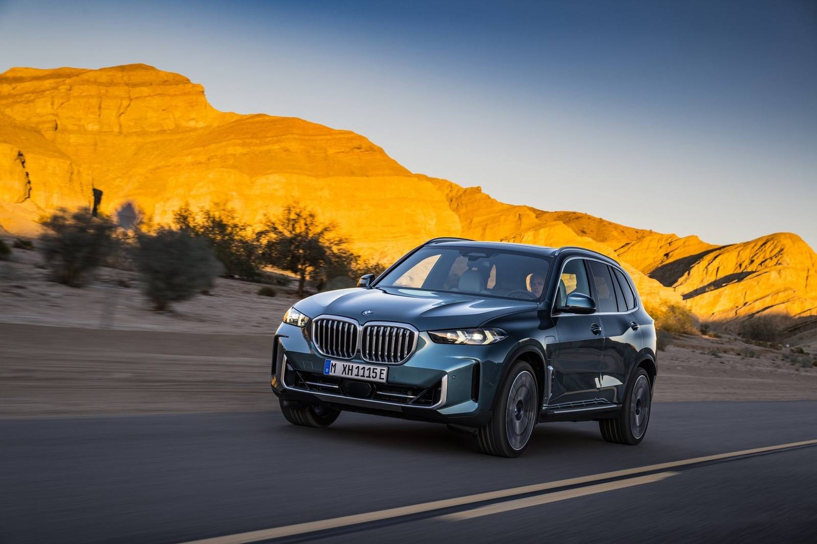 xDrive50e
