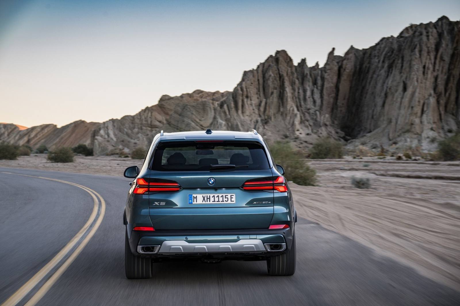 xDrive50e