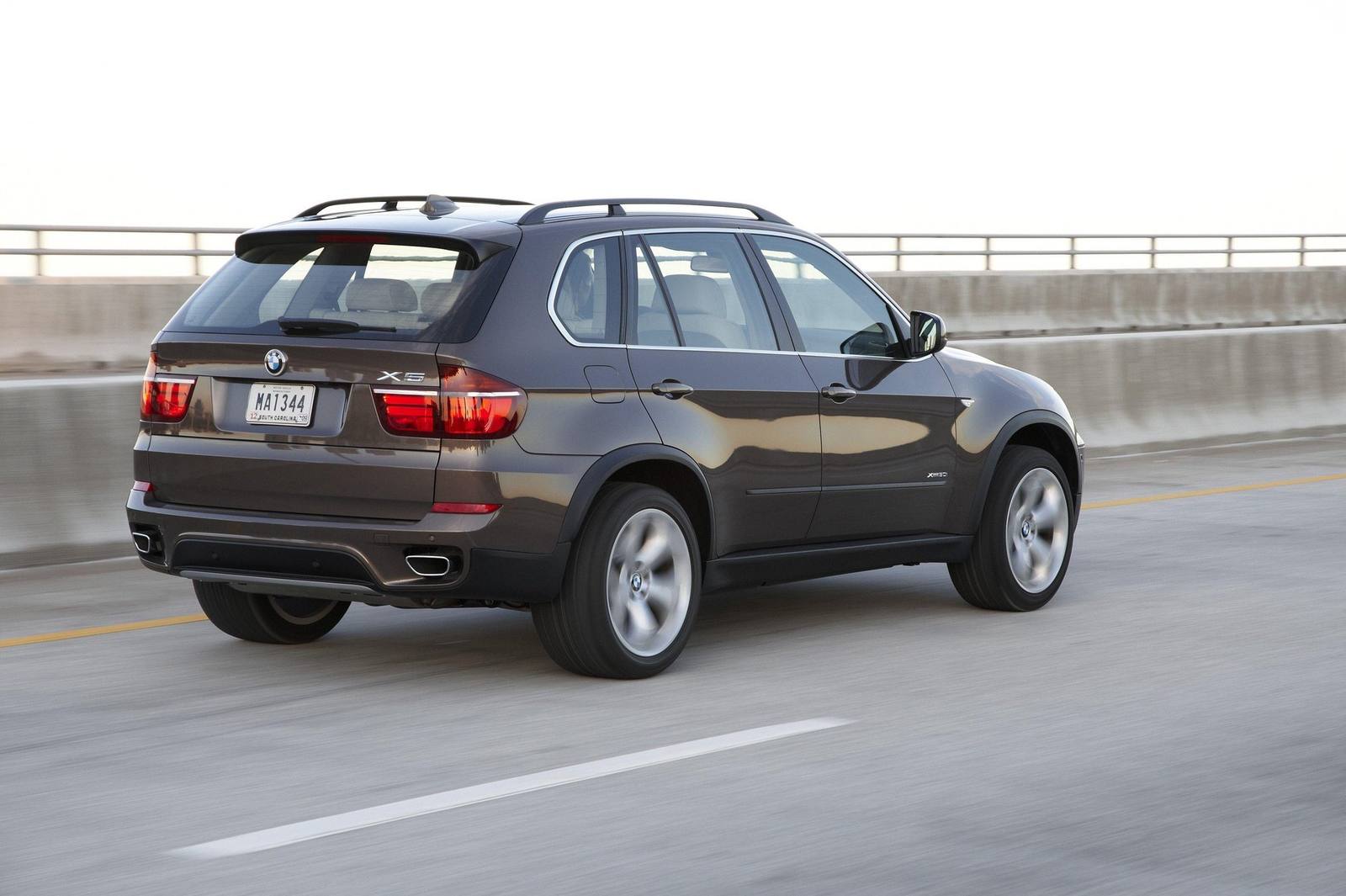xDrive50i