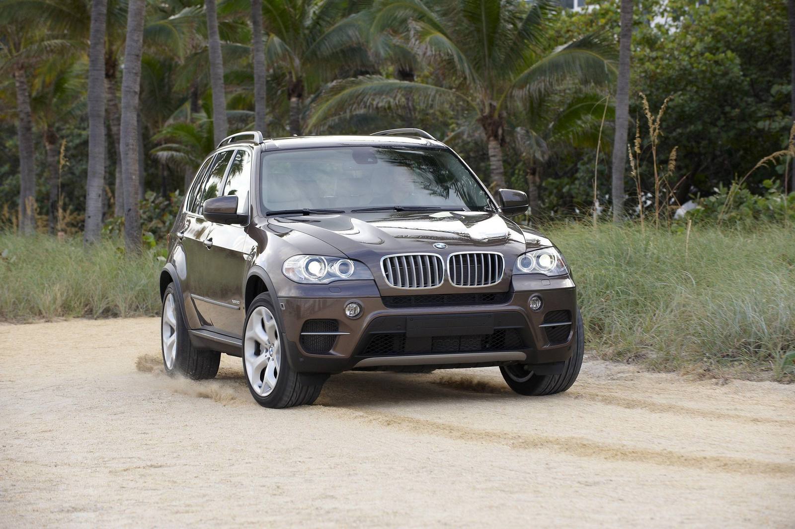 xDrive50i