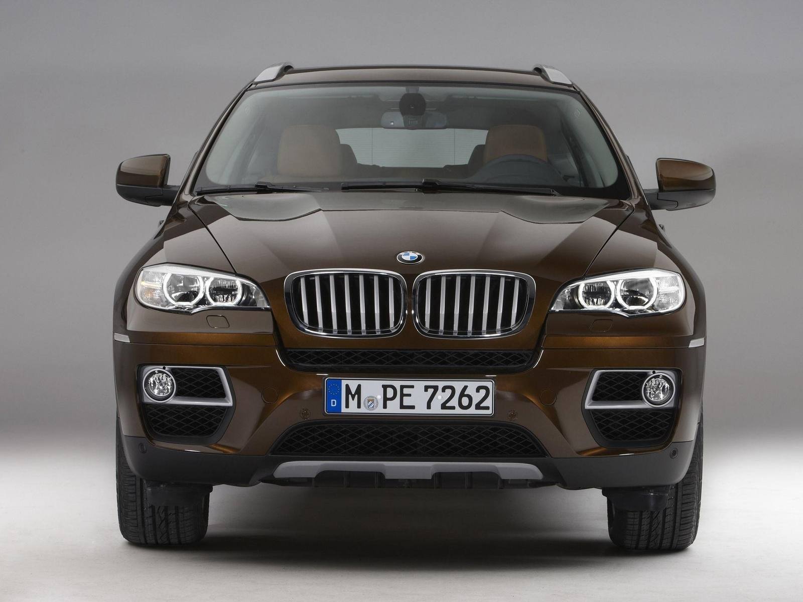 xDrive50i