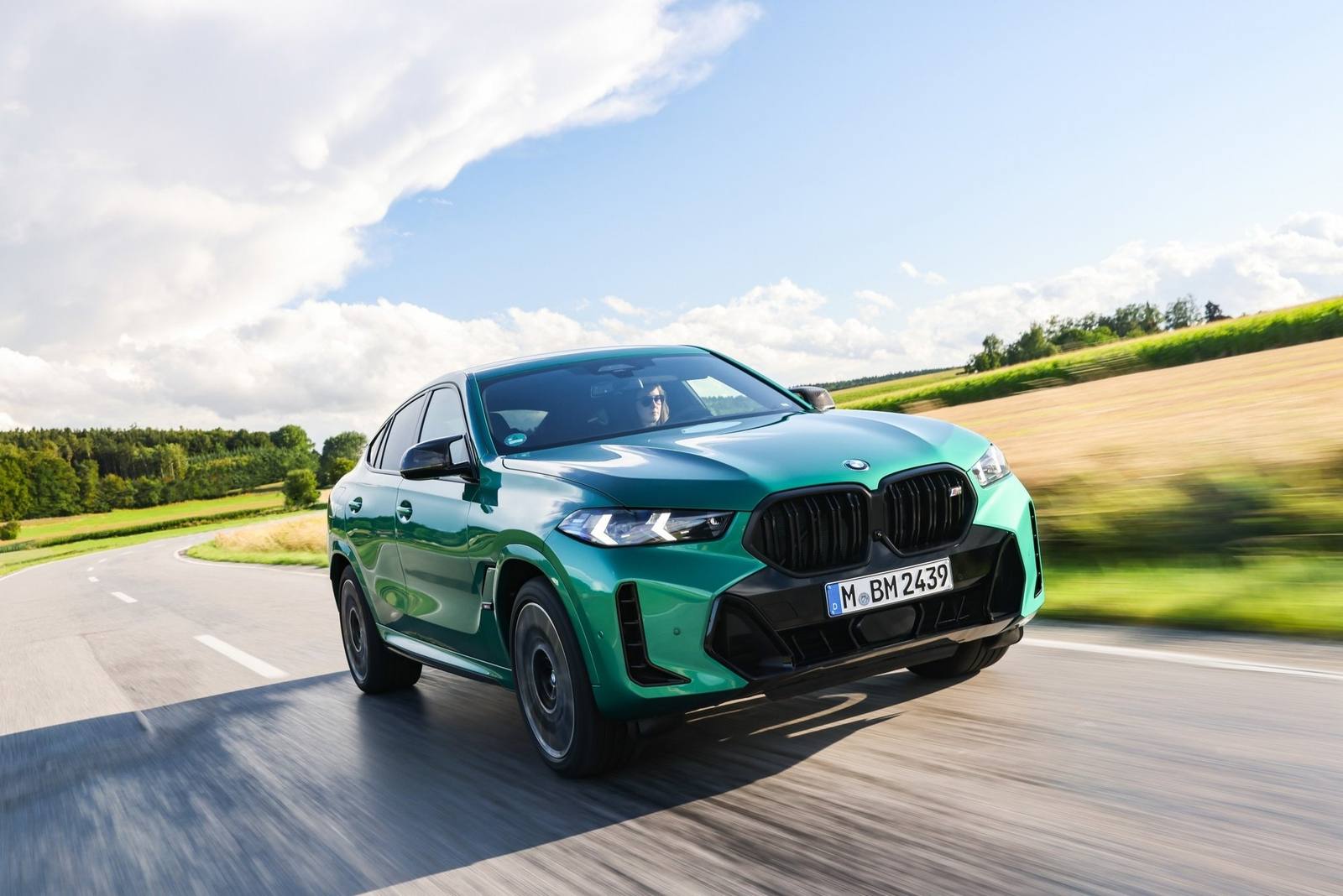 xDrive40i