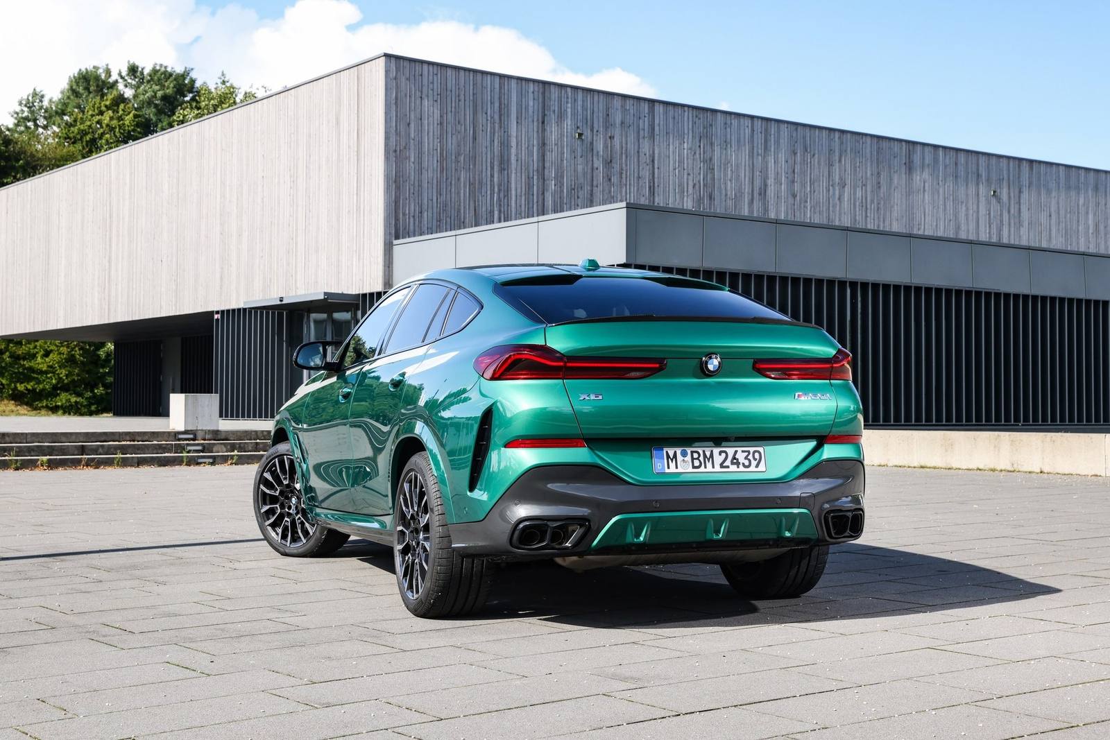 M60i xDrive