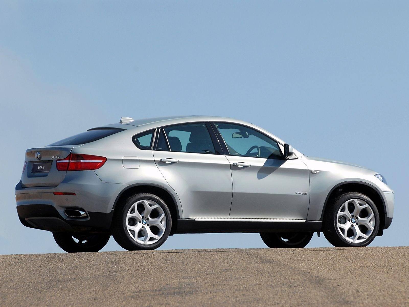xDrive50i