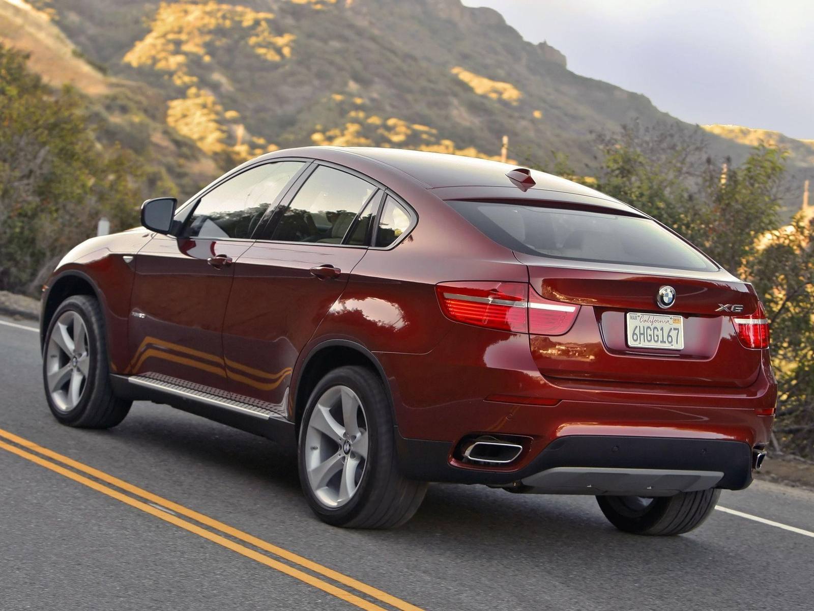 xDrive50i