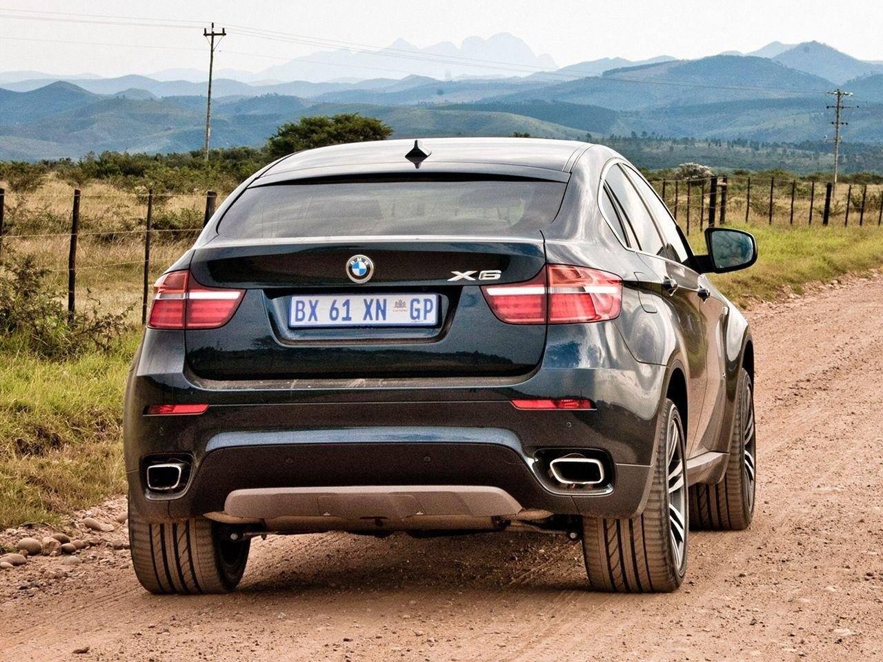 xDrive50i