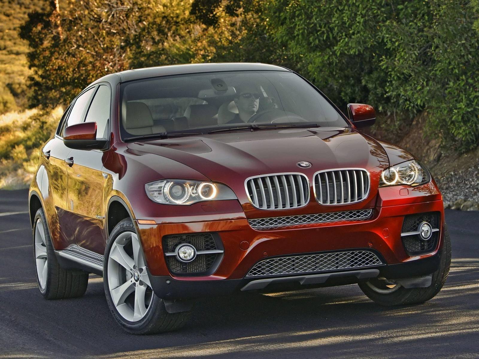 xDrive50i