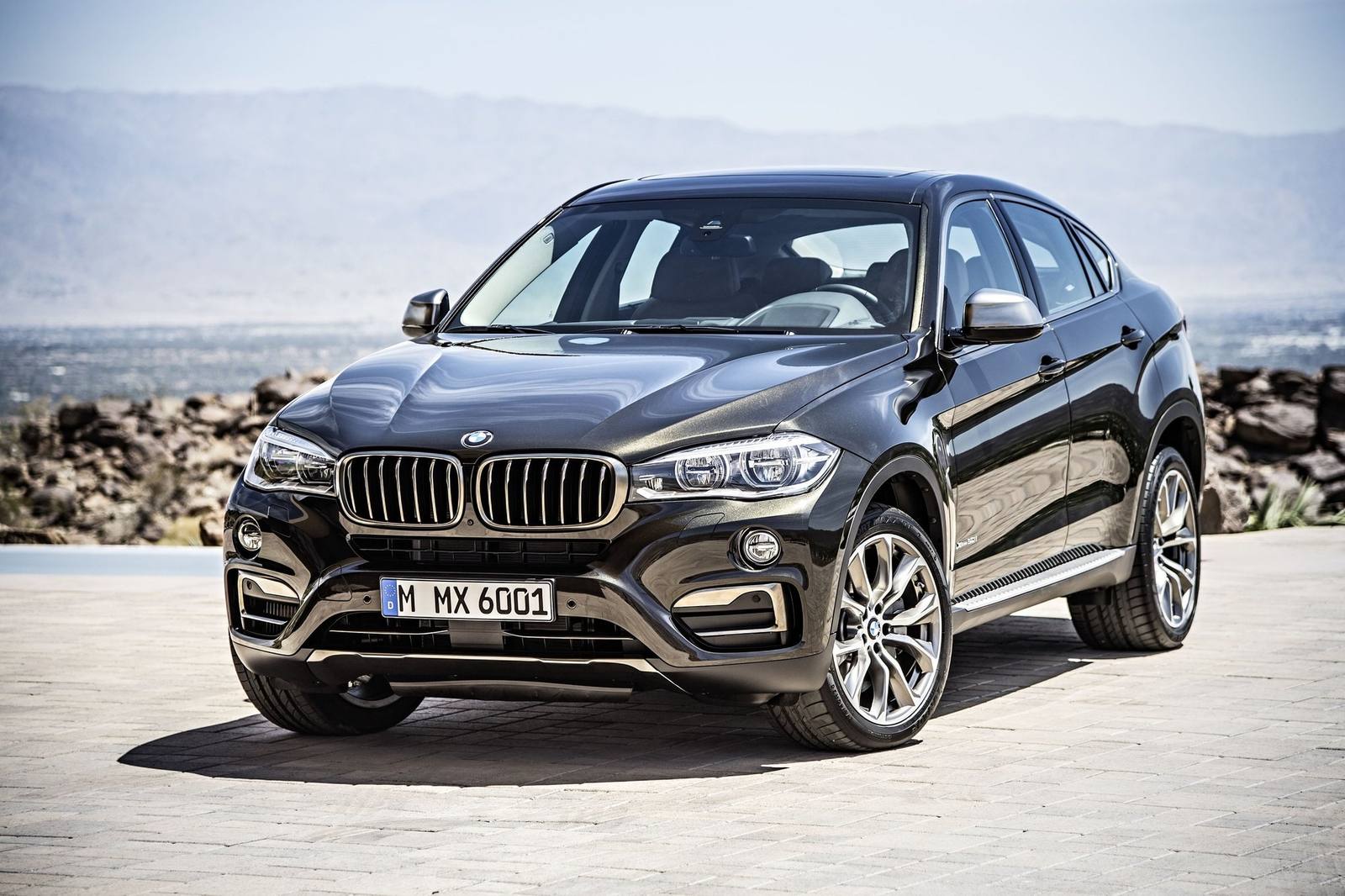 xDrive50i
