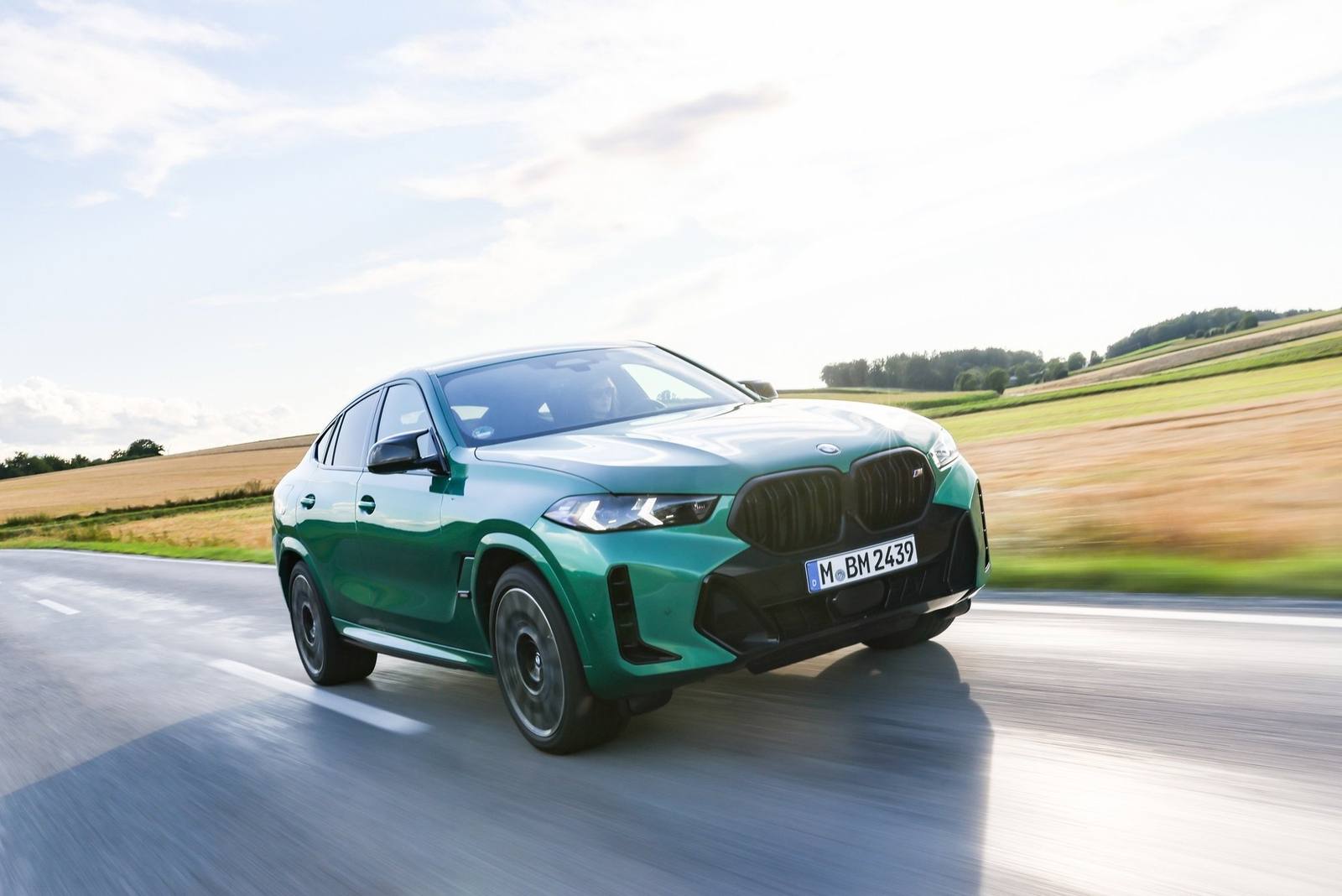 xDrive40i