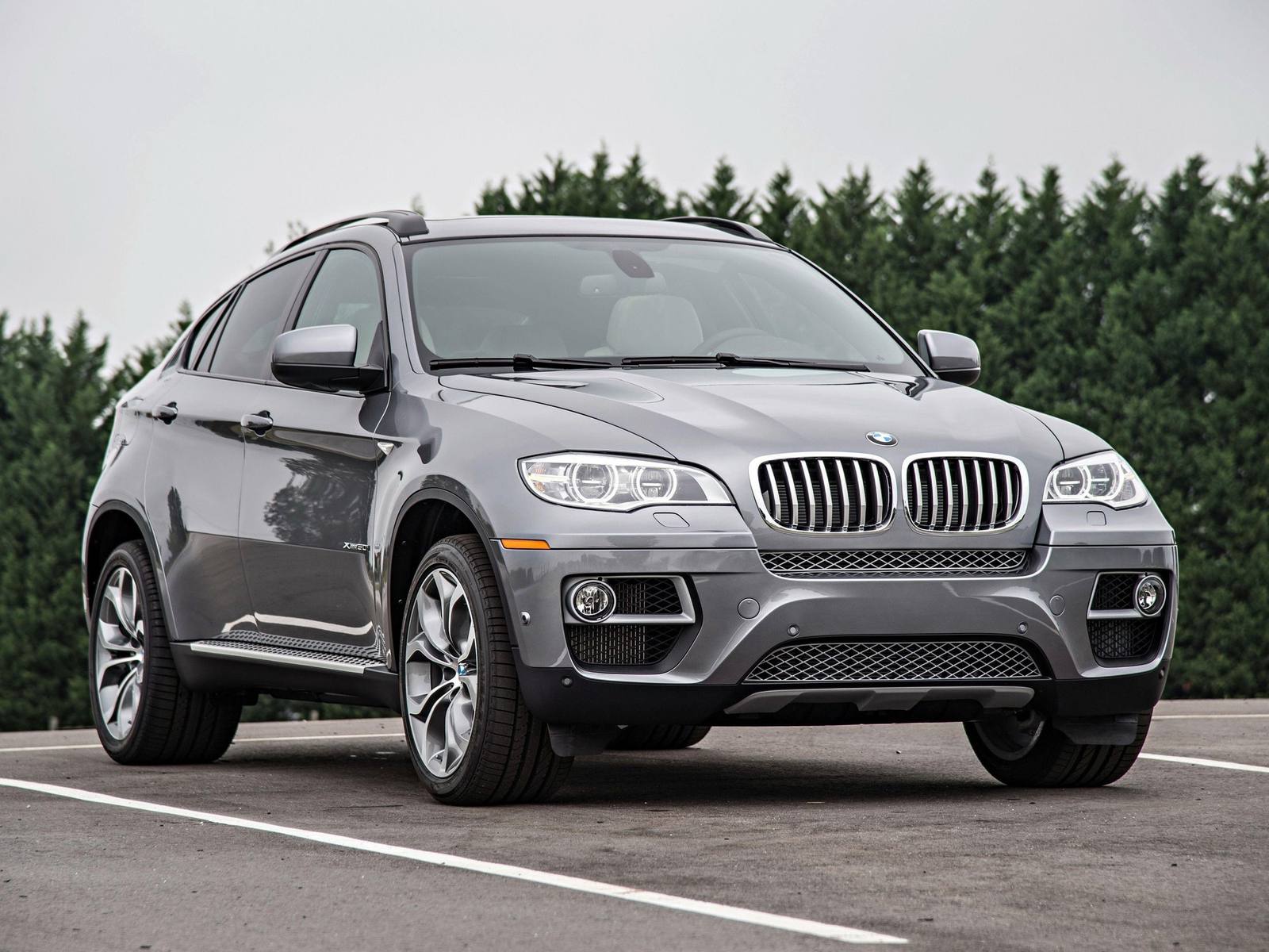 xDrive50i