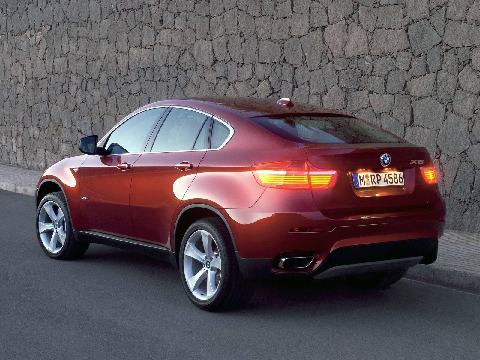 xDrive50i